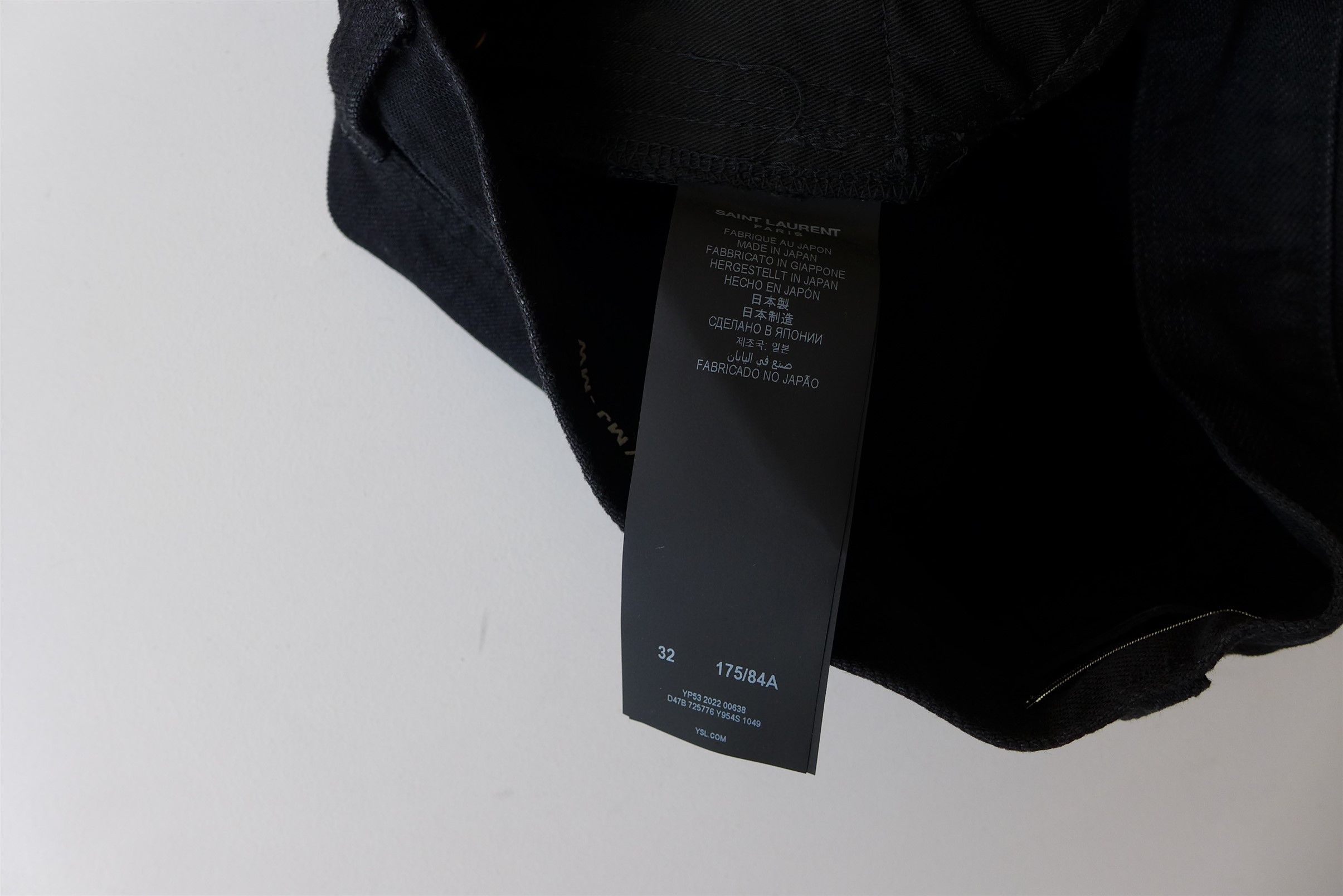 Saint Laurent Paris Saint Laurent D34 Mick Jeans - 17.75" Waist - Osaka Black Size US 32 / EU 48 - 17 Thumbnail