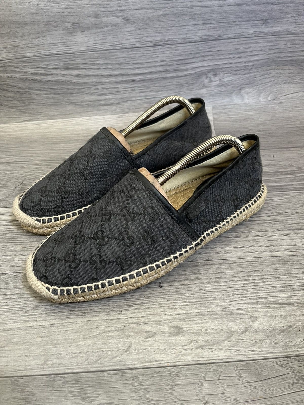 Gucci Gucci espadrille gg monogram slip ons sz 40 Size US 7 / EU 40 - 1 Thumbnail