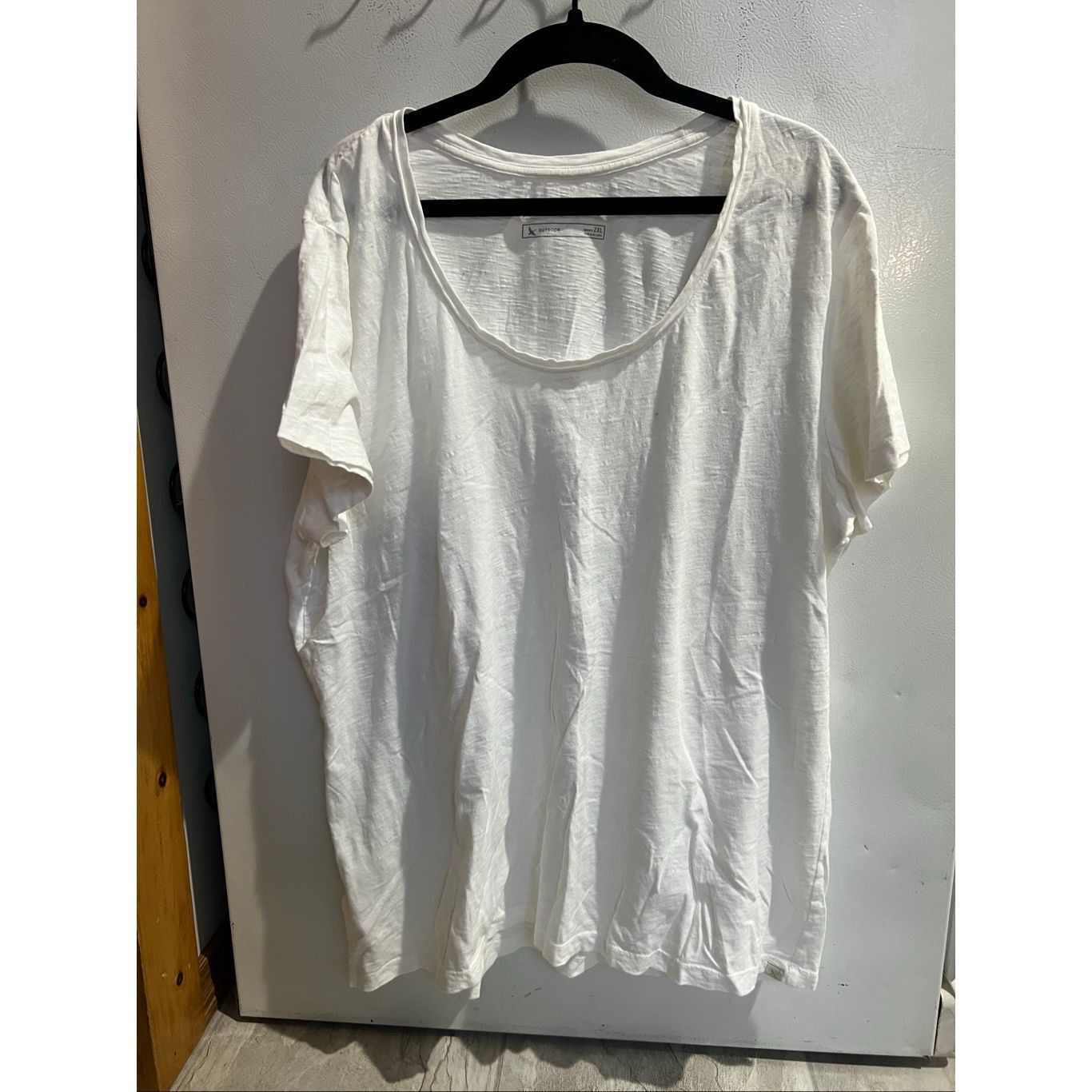 Eddie Bauer Eddie Bauer White T-Shirt Woman’s Size 2XL Flawed-Stains Size XXL / US 16-18 / IT 52-54 - 1 Thumbnail