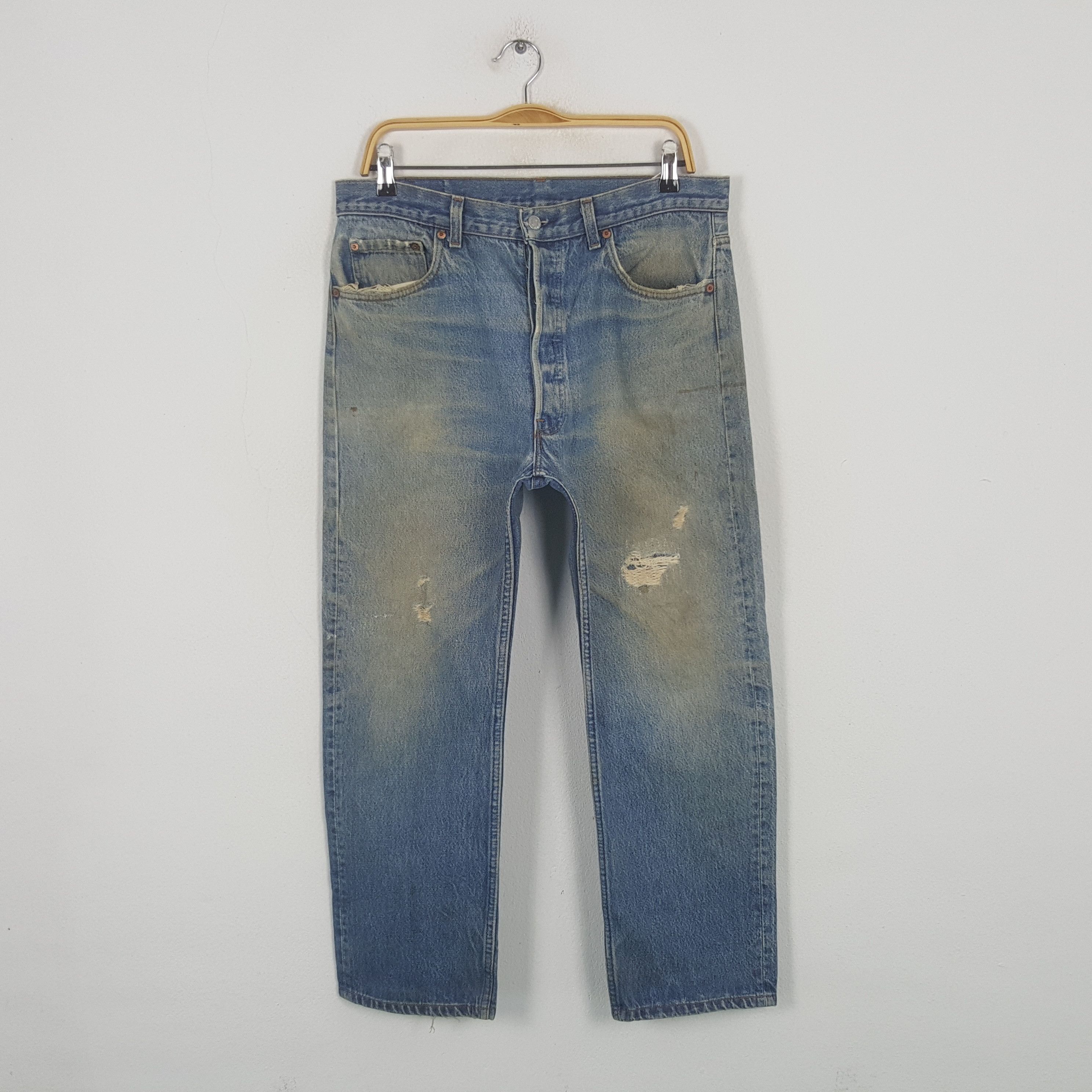 Levi's Vintage Levi's 90's Distressed Denim Jeans RR9 Size US 33 - 1 Thumbnail