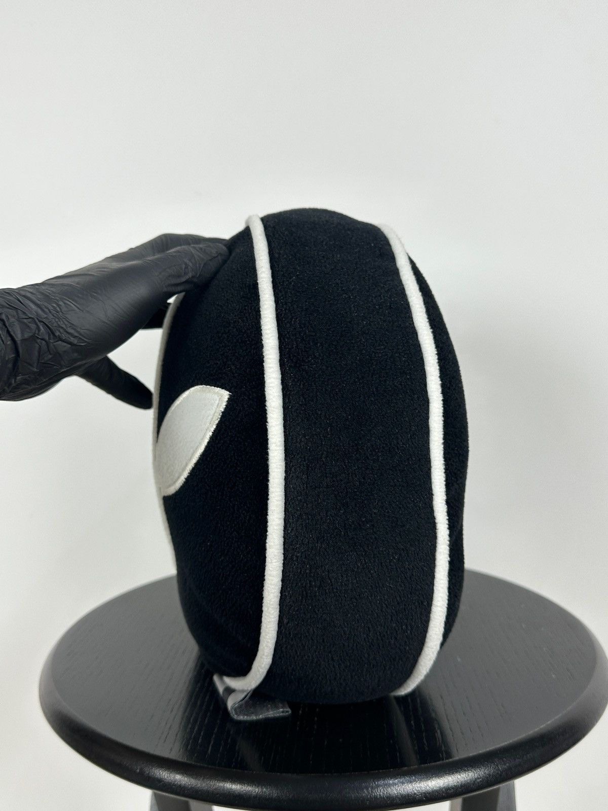 Playboy 2008 Vintage Playboy Bunny Rabbit Logo Round Cushion Pillow Size ONE SIZE - 9 Thumbnail