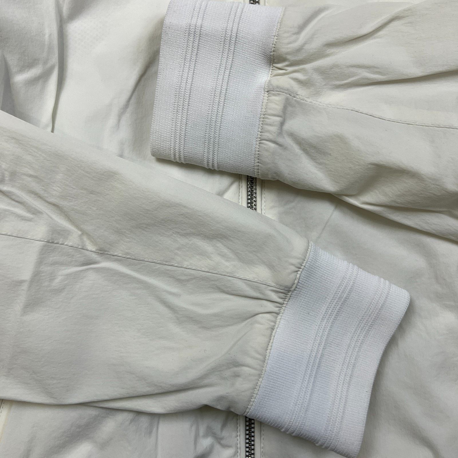 Karl Lagerfeld Karl Lagerfeld Paris Jacket Small Lightweight Windbreaker Size US S / EU 44-46 / 1 - 4 Thumbnail