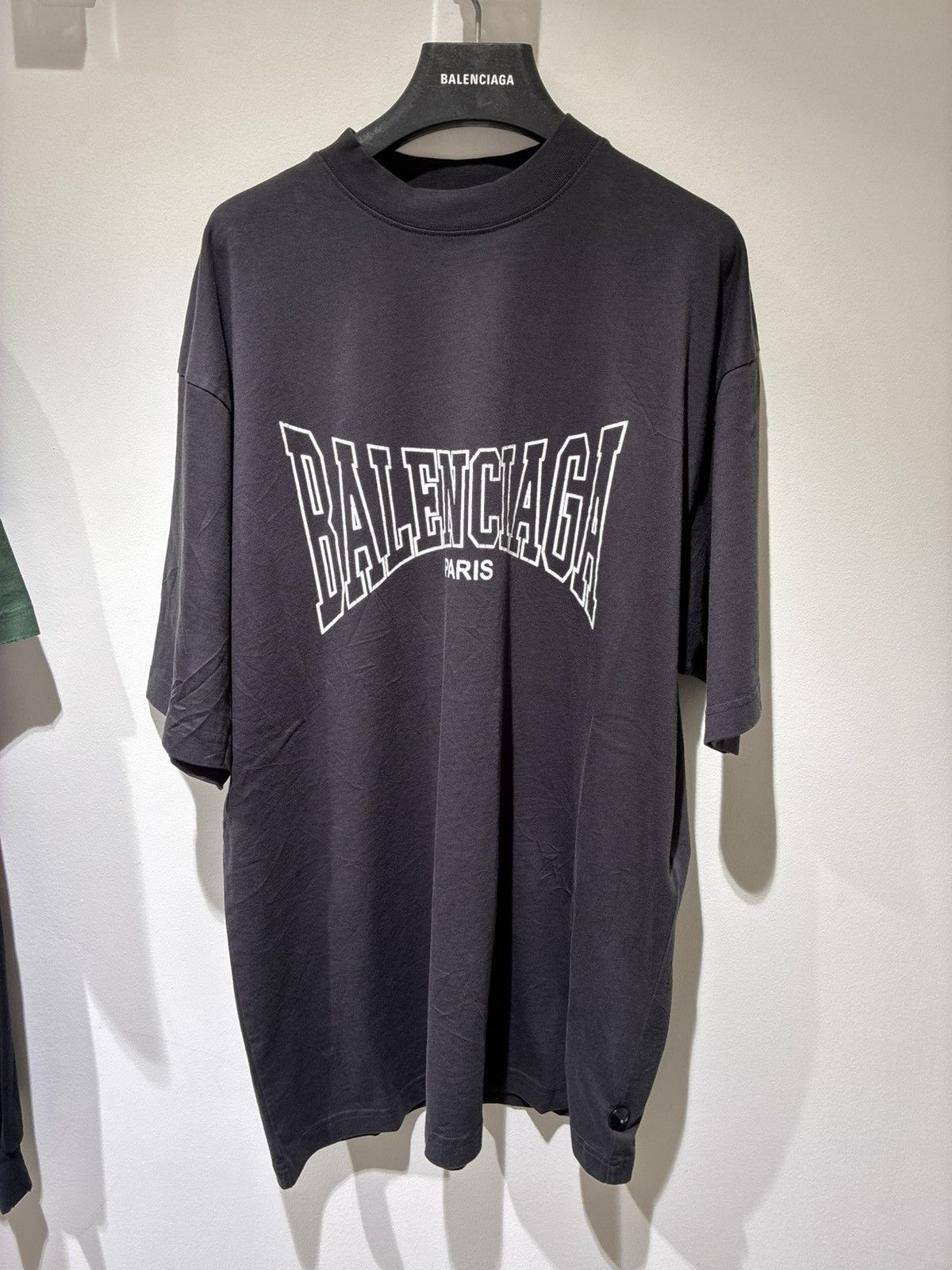 Balenciaga Balenciaga Boxing Logo T Shirt Size US XS / EU 42 / 0 - 1 Thumbnail