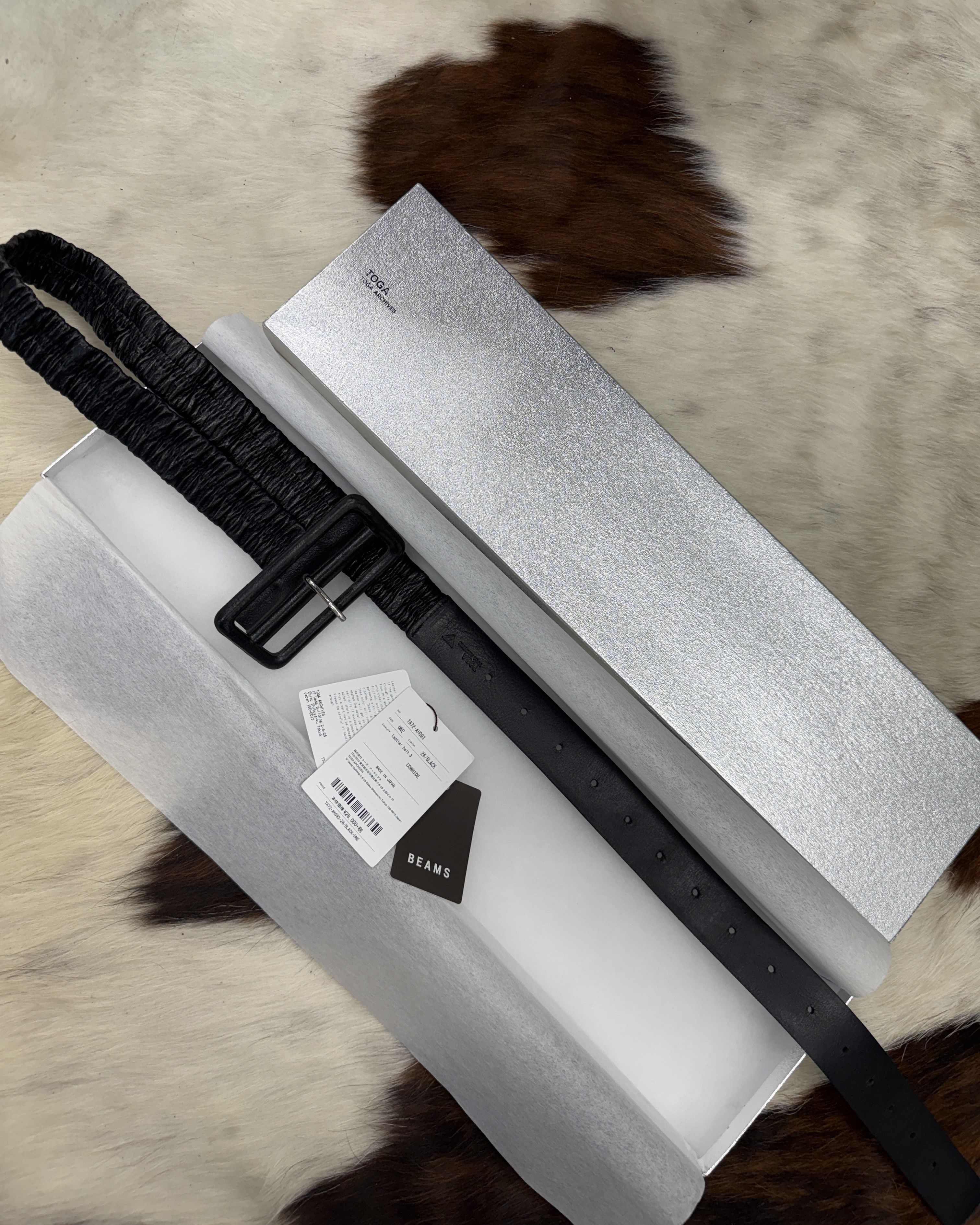 Toga Toga Archives x BEAMS Cowhide Shirring Belt Size 28 - 1 Thumbnail