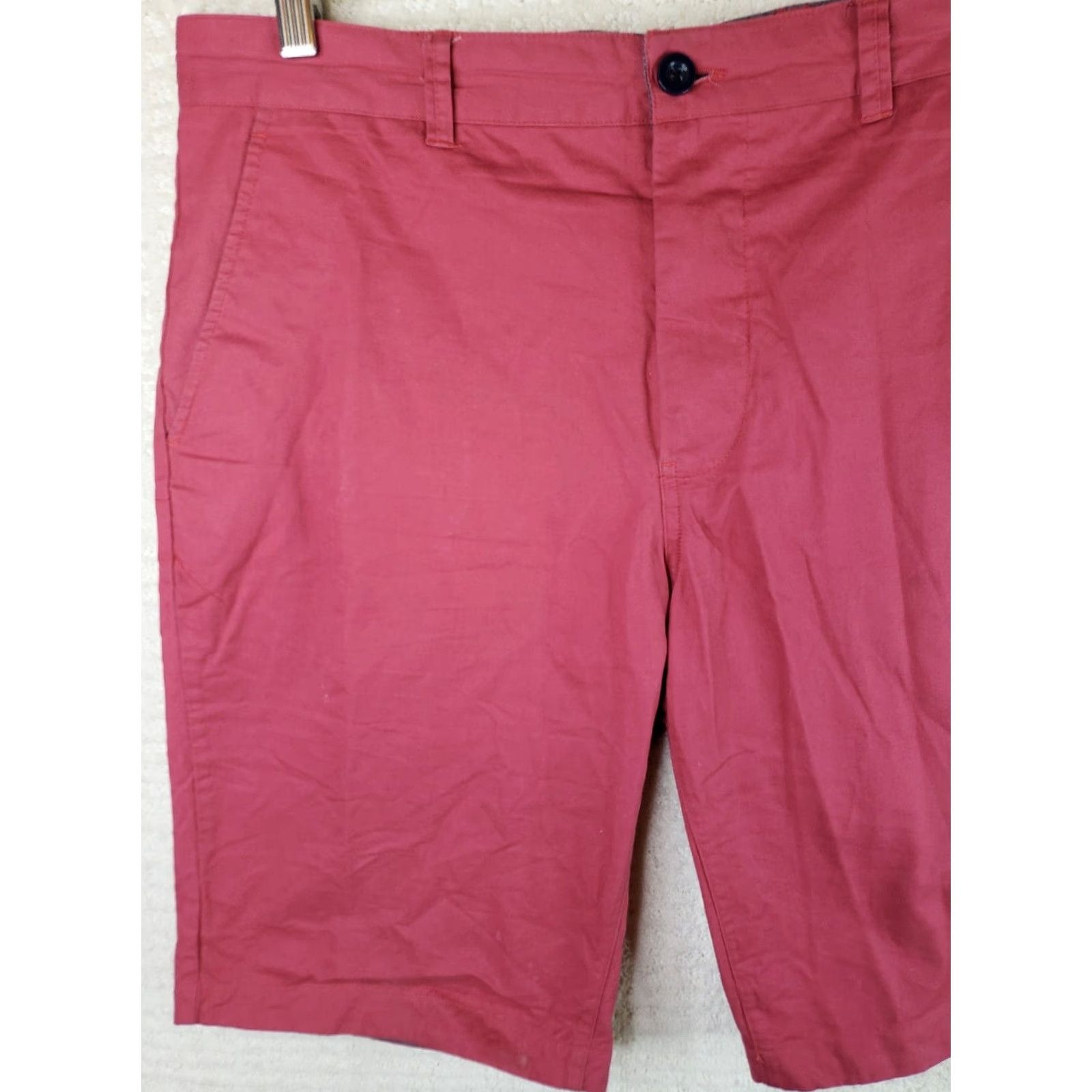 Vintage Allegiany NY Men's 34W x 10.5L Red Cotton Shorts Longer Length Chino Casual Regular Waist Pocket 34in Inseam 10.5in Mens Red Cotton Shorts Size US 34 / EU 50 - 2 Thumbnail