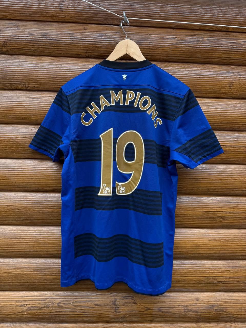 Nike Manchester United football shirt jersey #19 CHAMPIONS Size US M / EU 48-50 / 2 - 3 Thumbnail