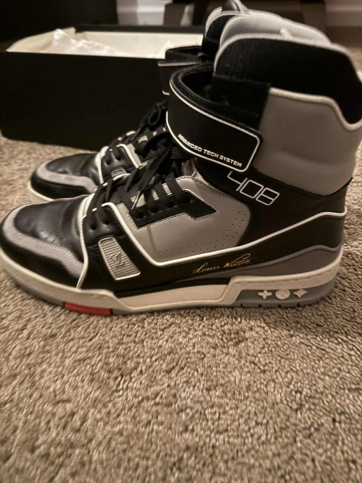 Louis Vuitton Louis vuitton sneaker Size US 10 / EU 43 - 5 Thumbnail