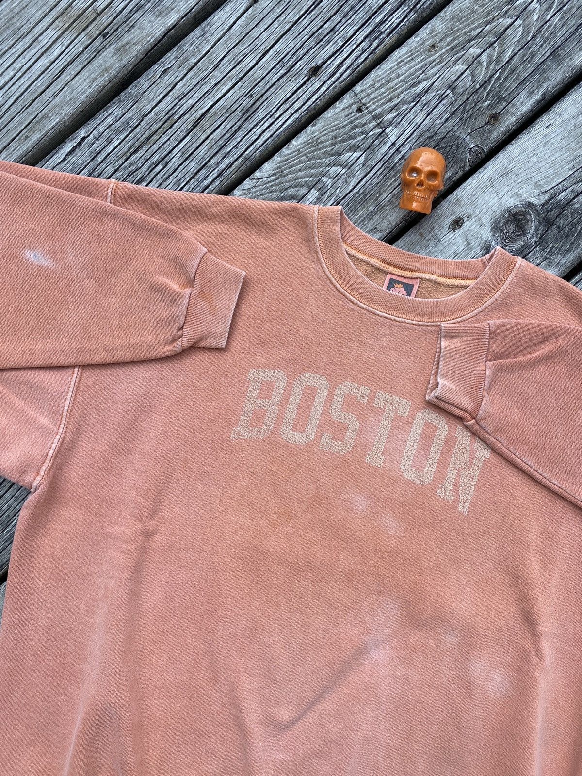 Vintage Vintage 90s Boston over-dyed faded salmon sweatshirt sz L Size US L / EU 52-54 / 3 - 2 Thumbnail