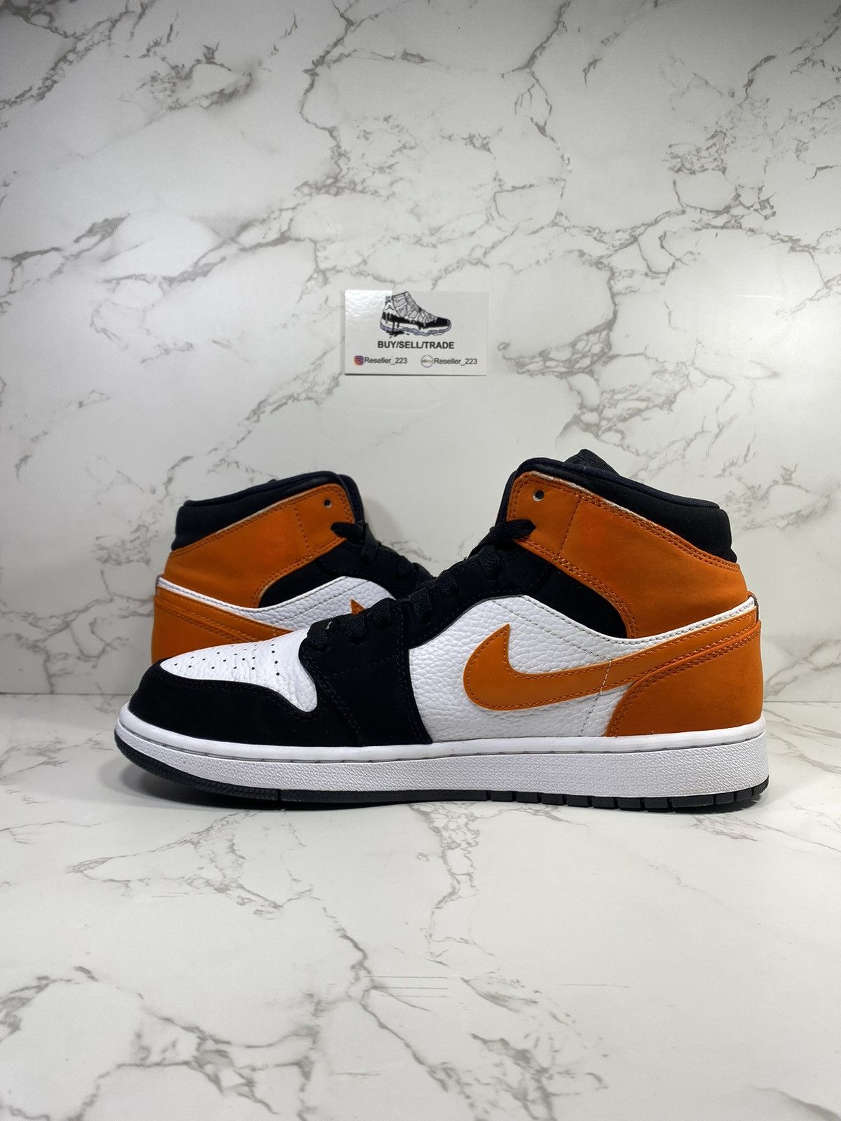 Jordan Brand Air Jordan 1 Mid 'Shattered Backboard' Size US 9 / EU 42 - 4 Thumbnail