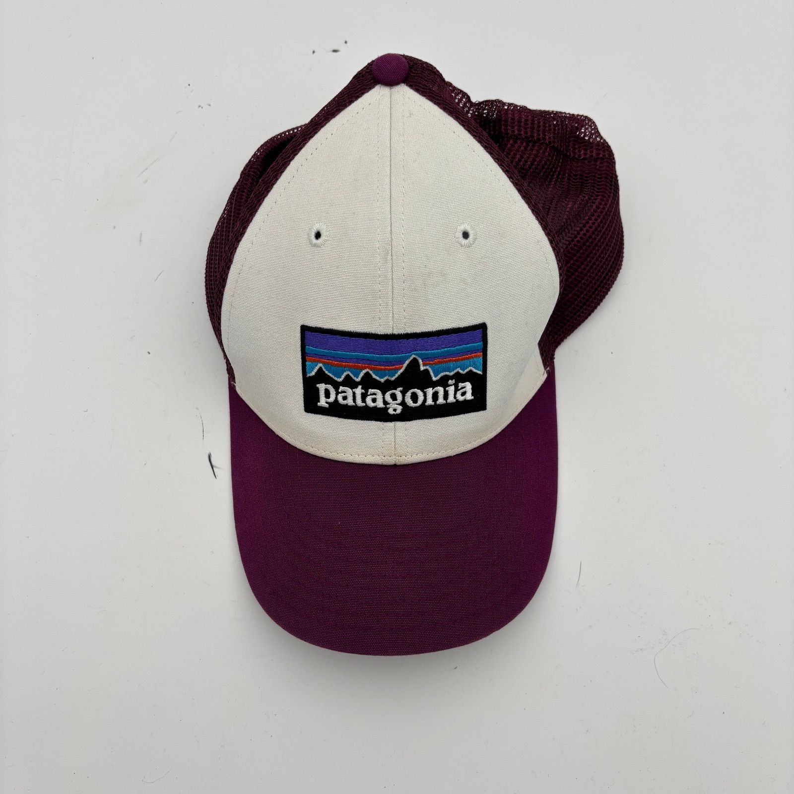 Patagonia Patagonia P-6 Logo LoPro Mesh Trucker Hat Snapback Gorpcore Size ONE SIZE - 6 Thumbnail