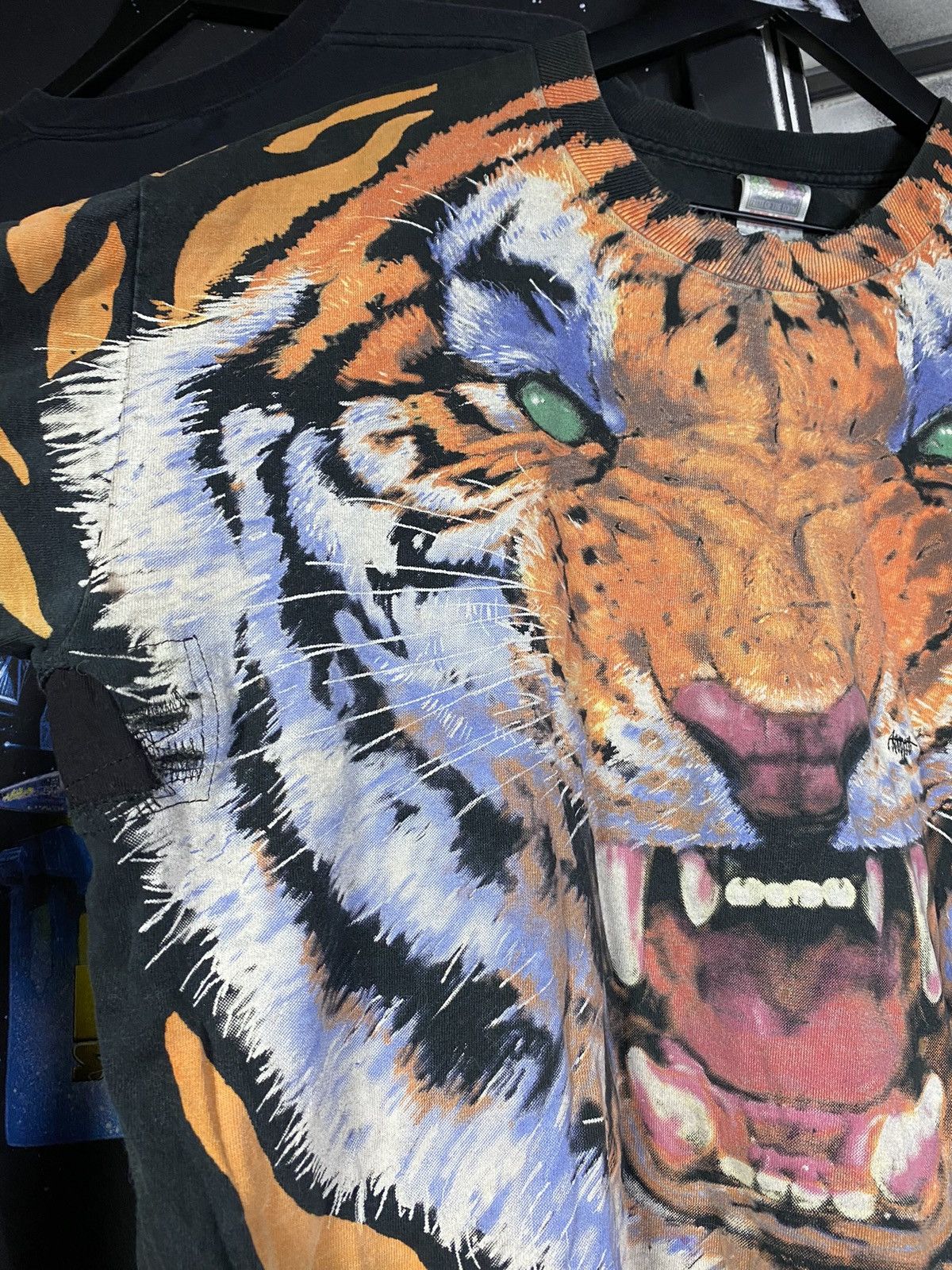 Liquid Blue × Vintage 90’s Vintage Tiger Liquid Blue All Over Tee Shirt Large Size US L / EU 52-54 / 3 - 3 Thumbnail