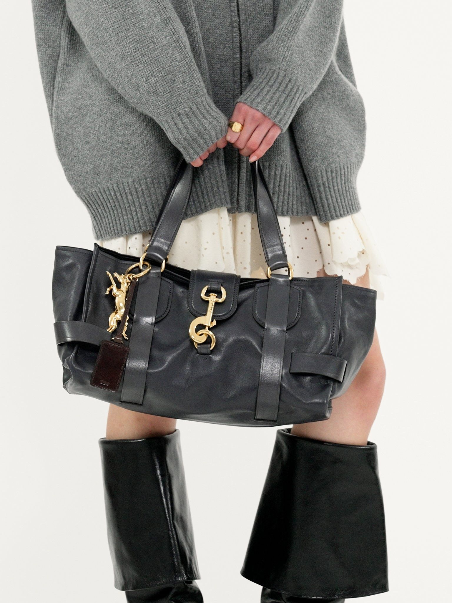Chloe o1loc1c10226 Size: OS / Kerala Bag in Black Navy Size ONE SIZE - 4 Thumbnail