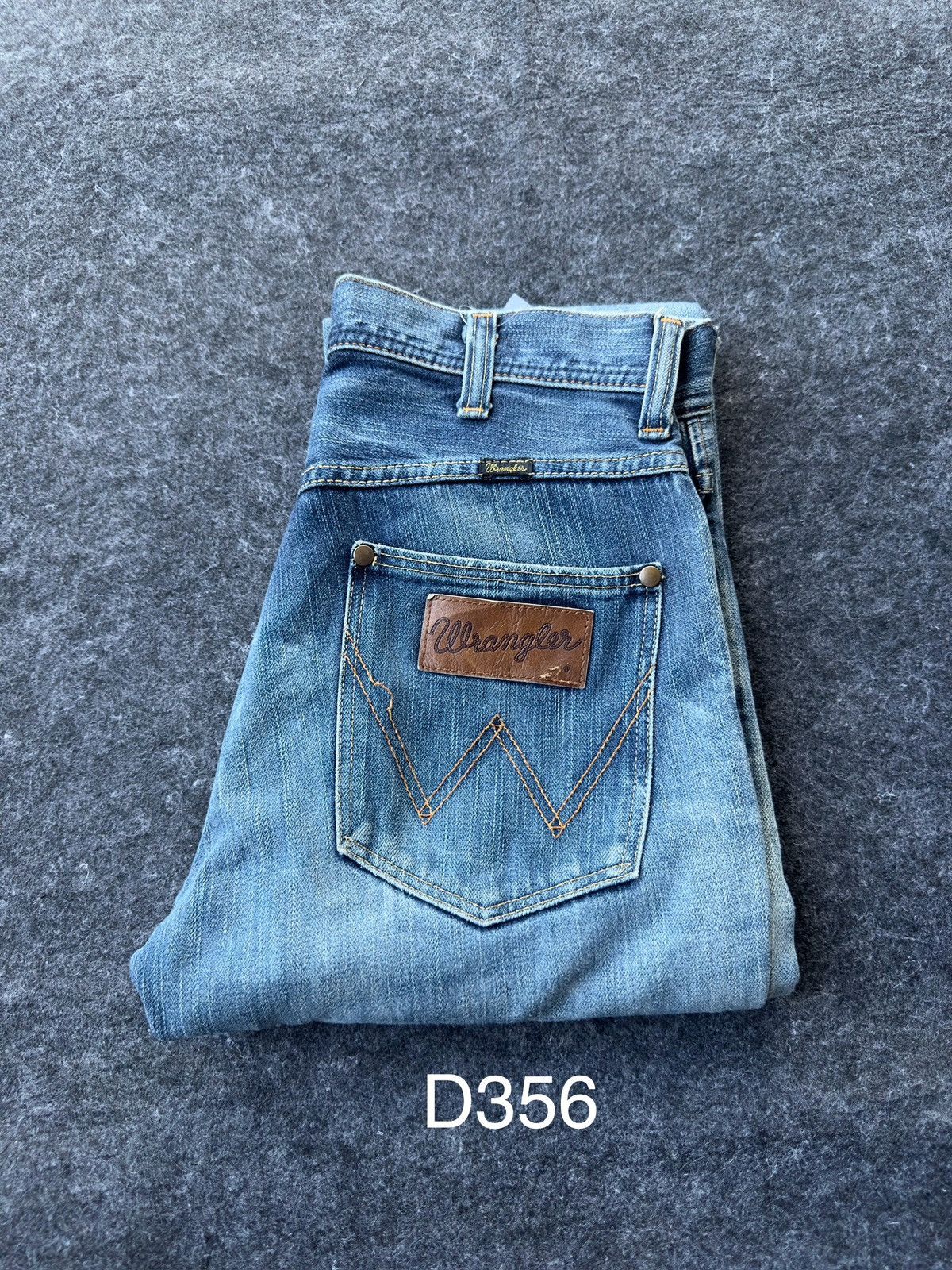 Wrangler Wrangler Flare Faded Washed Vintage Denim D356 Size US 29 - 18 Thumbnail