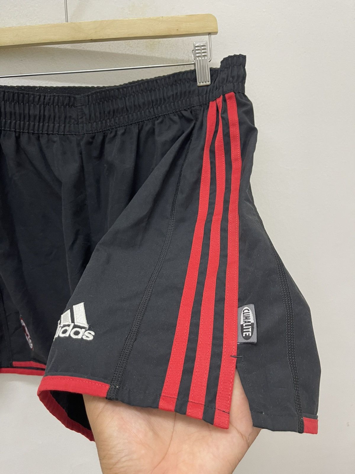 Adidas Rare Y2k Vintage ADIDAS AC Milan Climalite Size US 32 / EU 48 - 4 Thumbnail