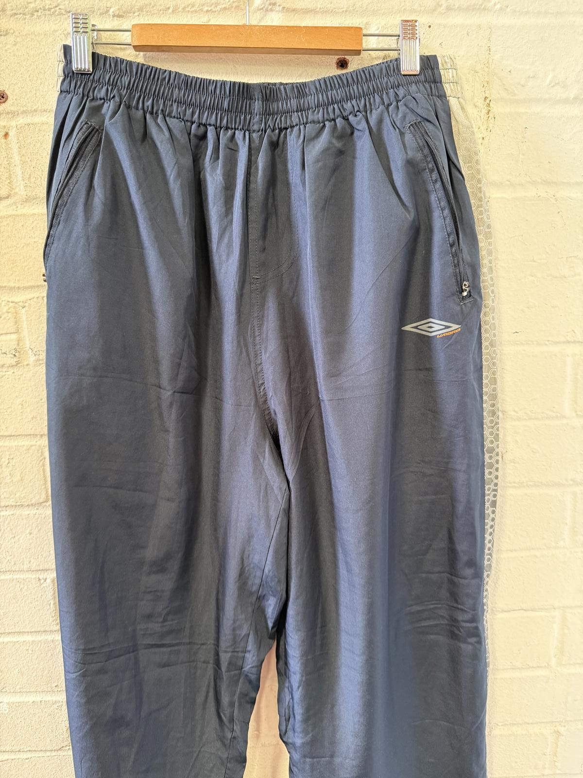 Umbro Umbro Men's Activewear Sweatpants Size US 40 / EU 56 - 2 Thumbnail