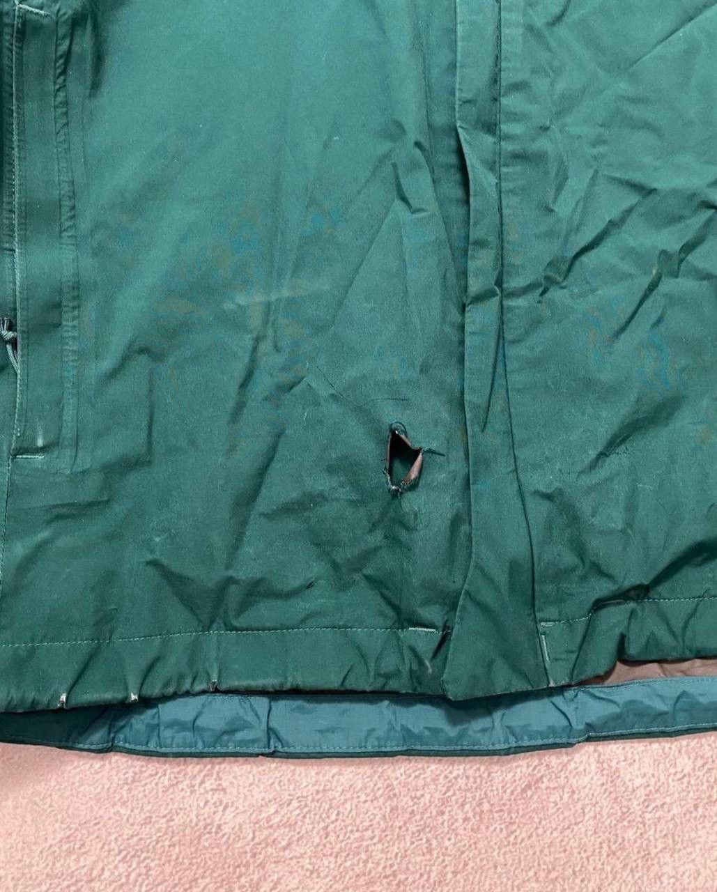 The North Face Vintage The North Face gore tex y2k distressed jacket Size US M / EU 48-50 / 2 - 7 Thumbnail