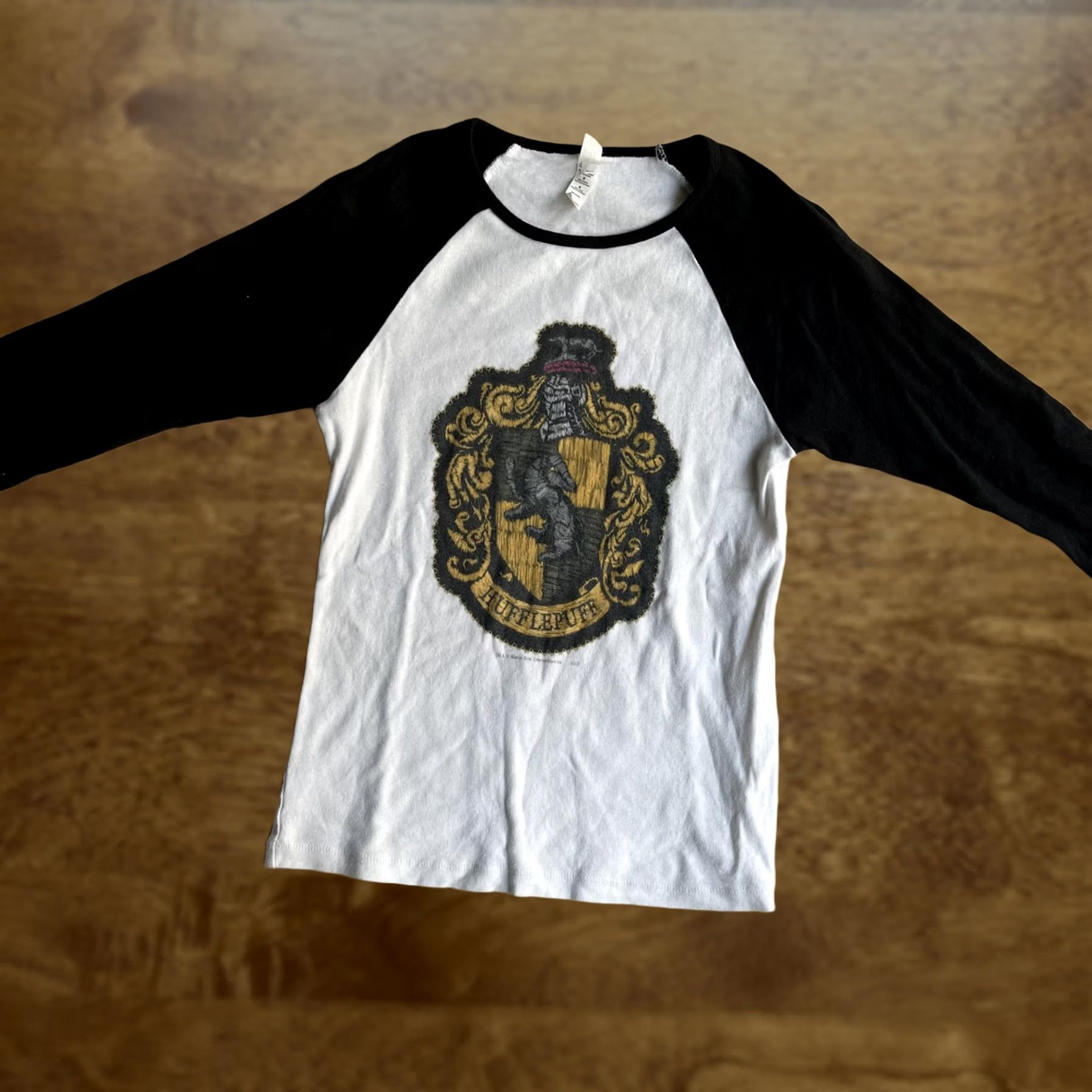 Vintage VINTAGE Bella + Canvas Shirt Womens M White 3/4 Sleeve Tee Harry Potter Hufflepuff Womens Mens Girls Boys Size M / US 6-8 / IT 42-44 - 1 Thumbnail
