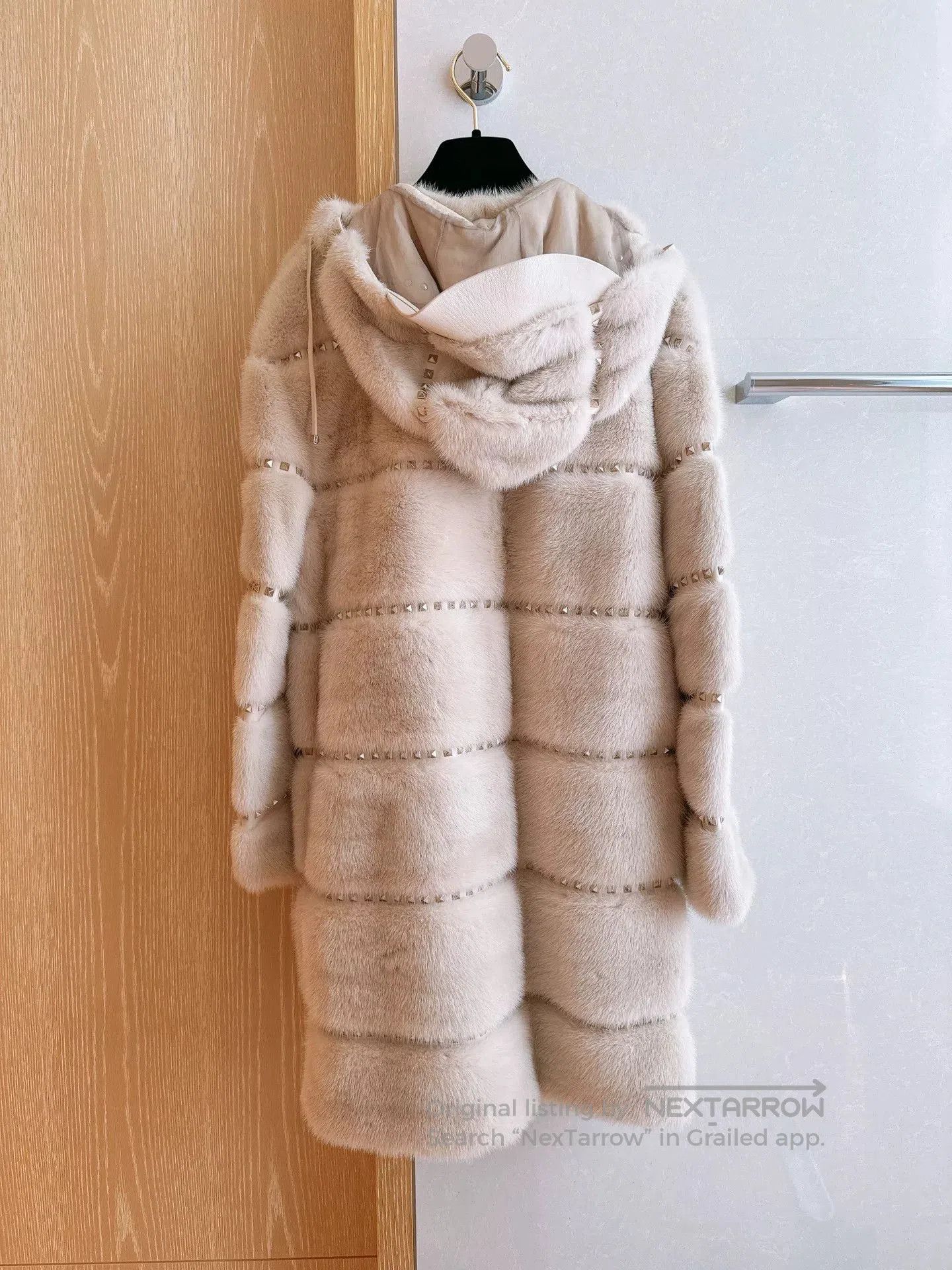 Valentino Valentino Mink Fur Coat with Rivets. Size S / US 4 / IT 40 - 2 Thumbnail