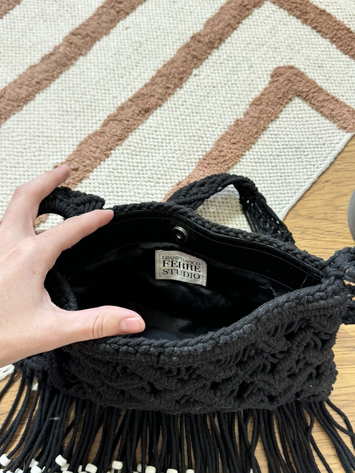 Gianfranco Ferre VINTAGE FERRE KNITTED BONDAGE SHOULDER BAG Size ONE SIZE - 3 Thumbnail