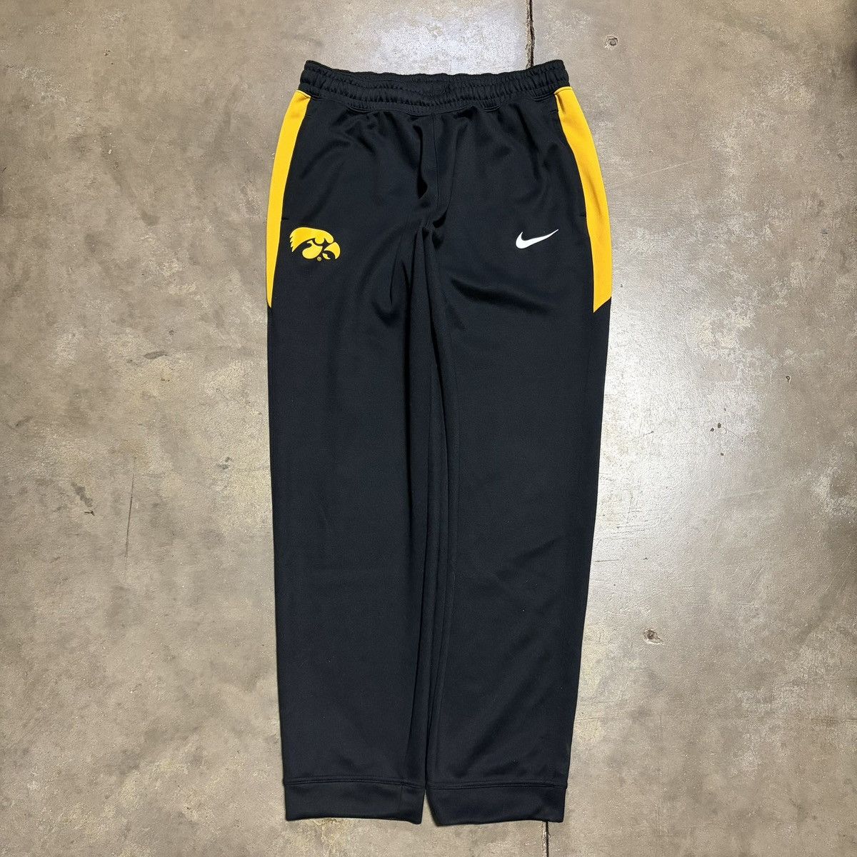 Nike Nike Iowa Hawkeyes Track Sweatpants DriFit On Field Swoosh Size US 32 / EU 48 - 1 Thumbnail