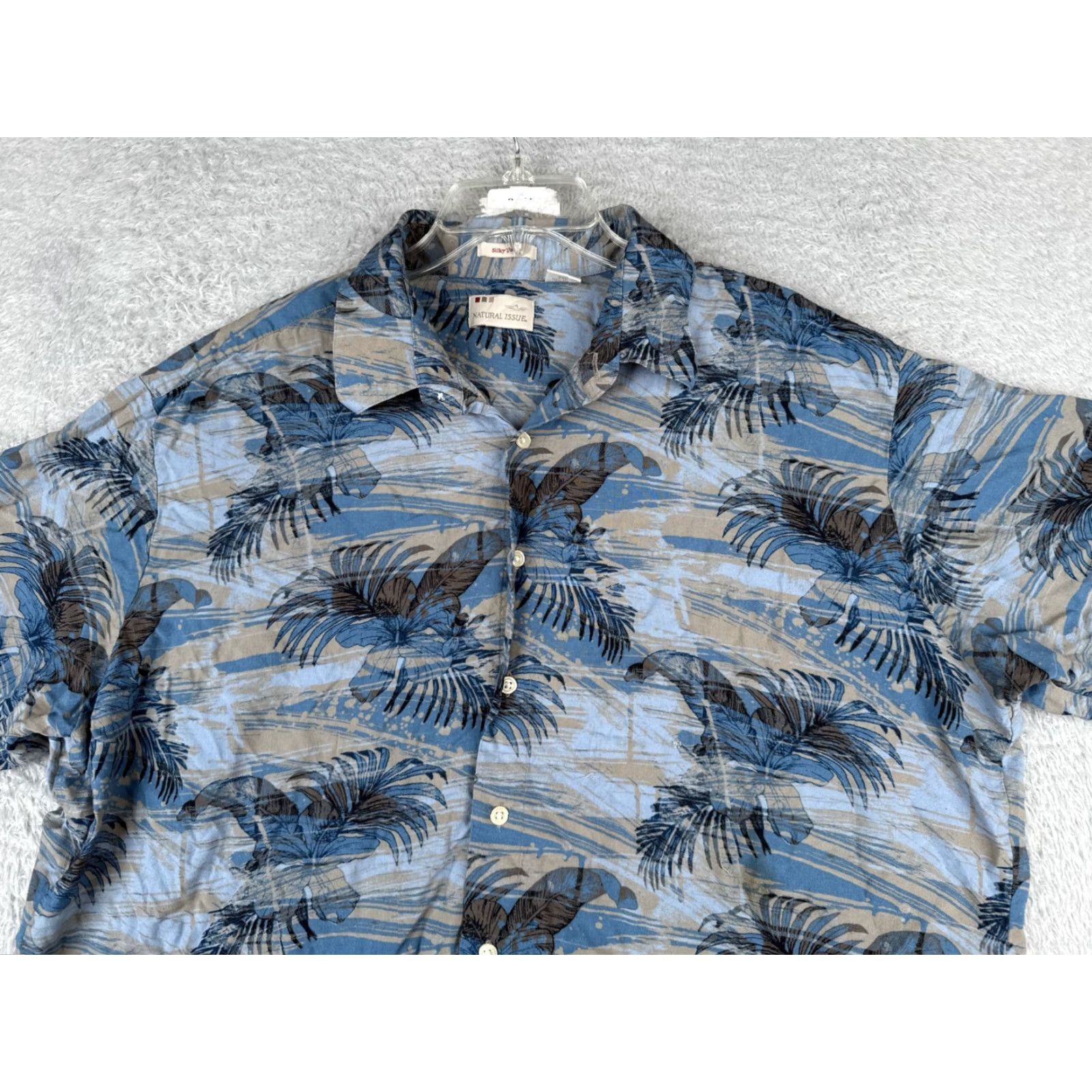 Vintage VINTAGE Natural Issue Button-Up Shirt Men 2XL Floral Palm Rayon Blue Beige Short Sleeve Adult Regular Size 2XL Men’s Clothing Nature Theme Size US XXL / EU 58 / 5 - 4 Thumbnail