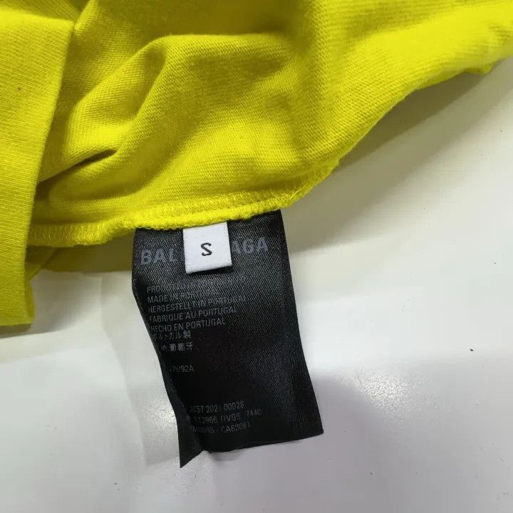 Balenciaga Balenciaga Balenciaga Yellow Logo Vintage TShirt Men's -25 Size US S / EU 44-46 / 1 - 1 Thumbnail