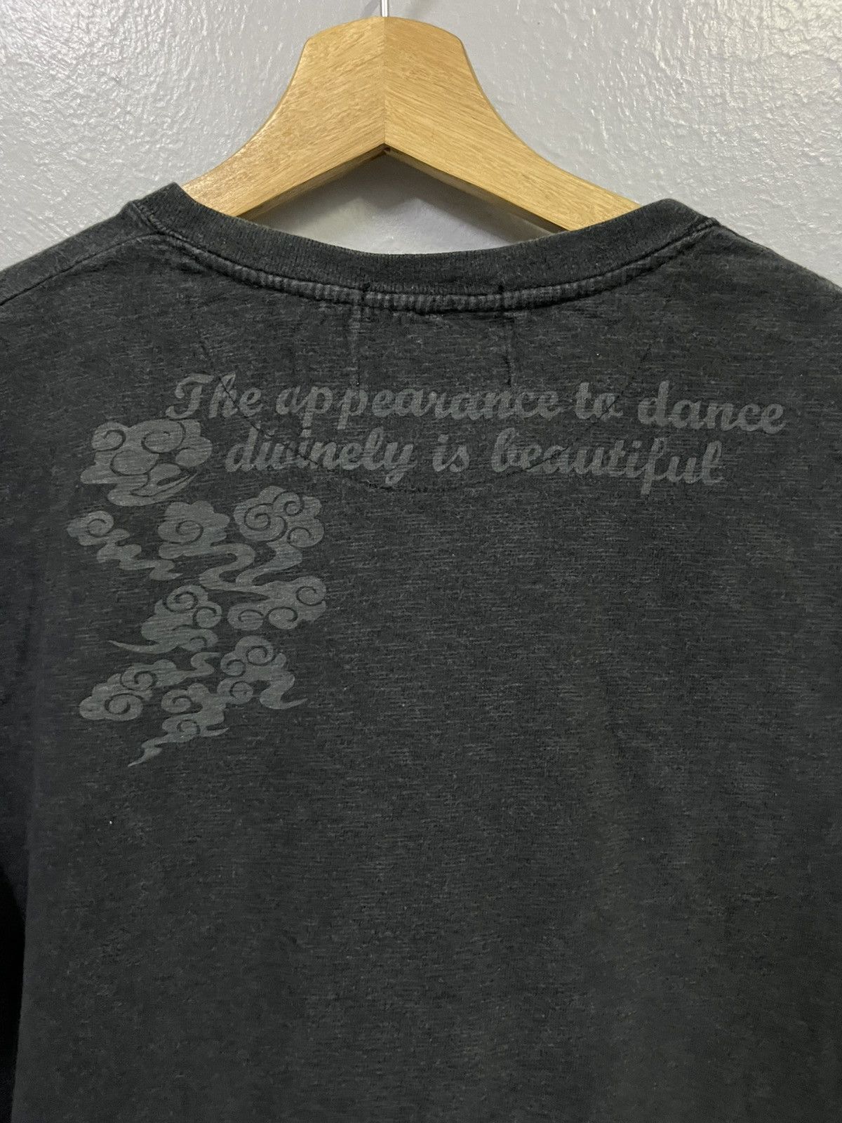 Japanese Brand Sukajan tee Size US L / EU 52-54 / 3 - 8 Thumbnail