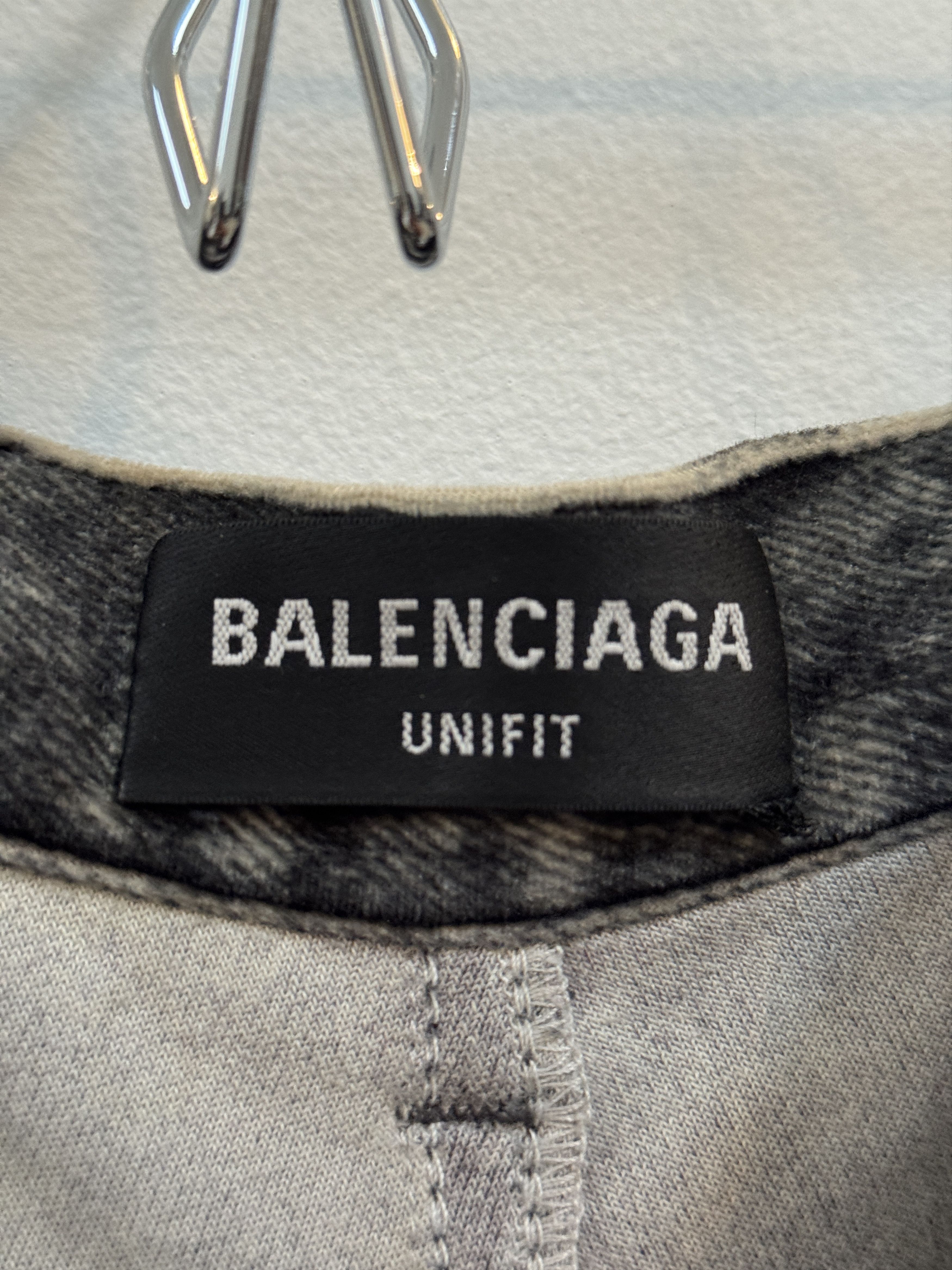 Balenciaga Balenciaga Trompe L'oeil Distressed Sweatpants Size US 32 / EU 48 - 8 Thumbnail