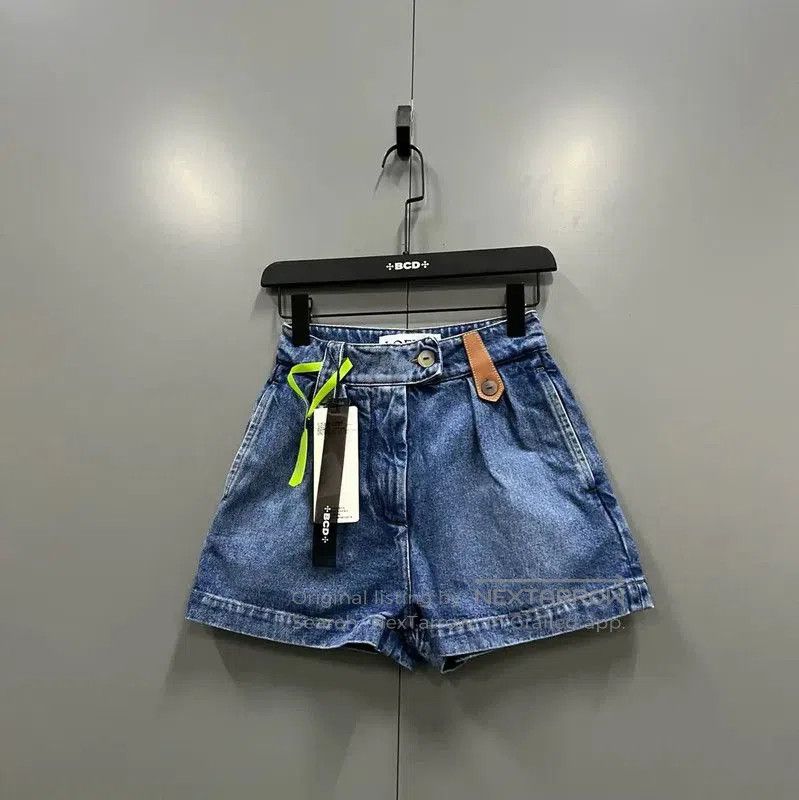 Loewe Loewe Summer Blue Cotton Women's Shorts . Size 35" - 1 Thumbnail