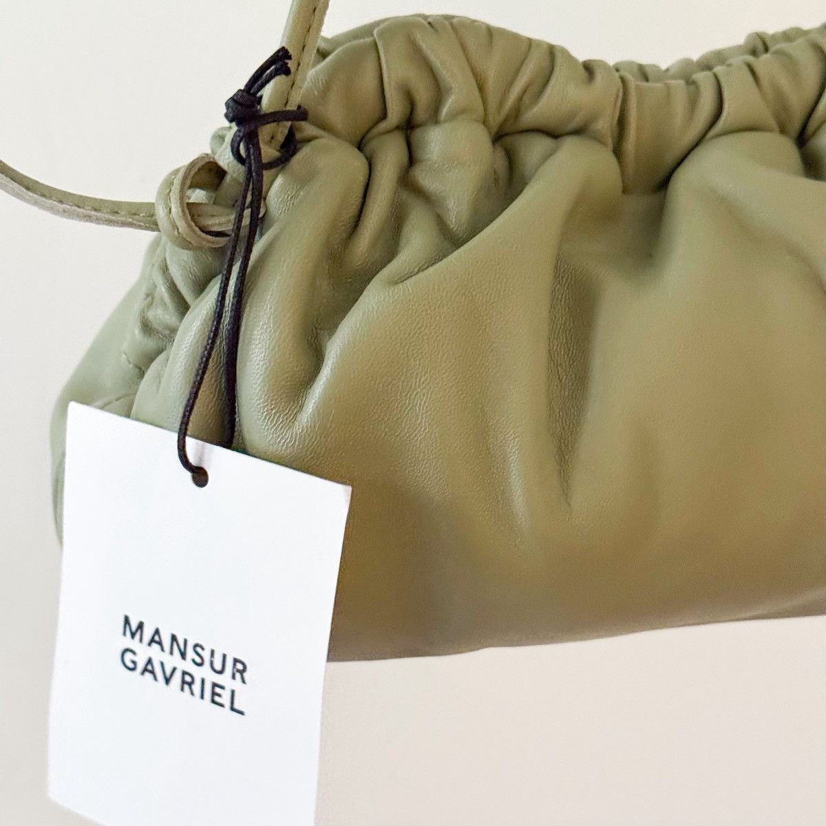 Mansur Gavriel NWT Mansur Gavriel Mini Cloud Clutch Sage Green Convertible Size ONE SIZE - 5 Thumbnail