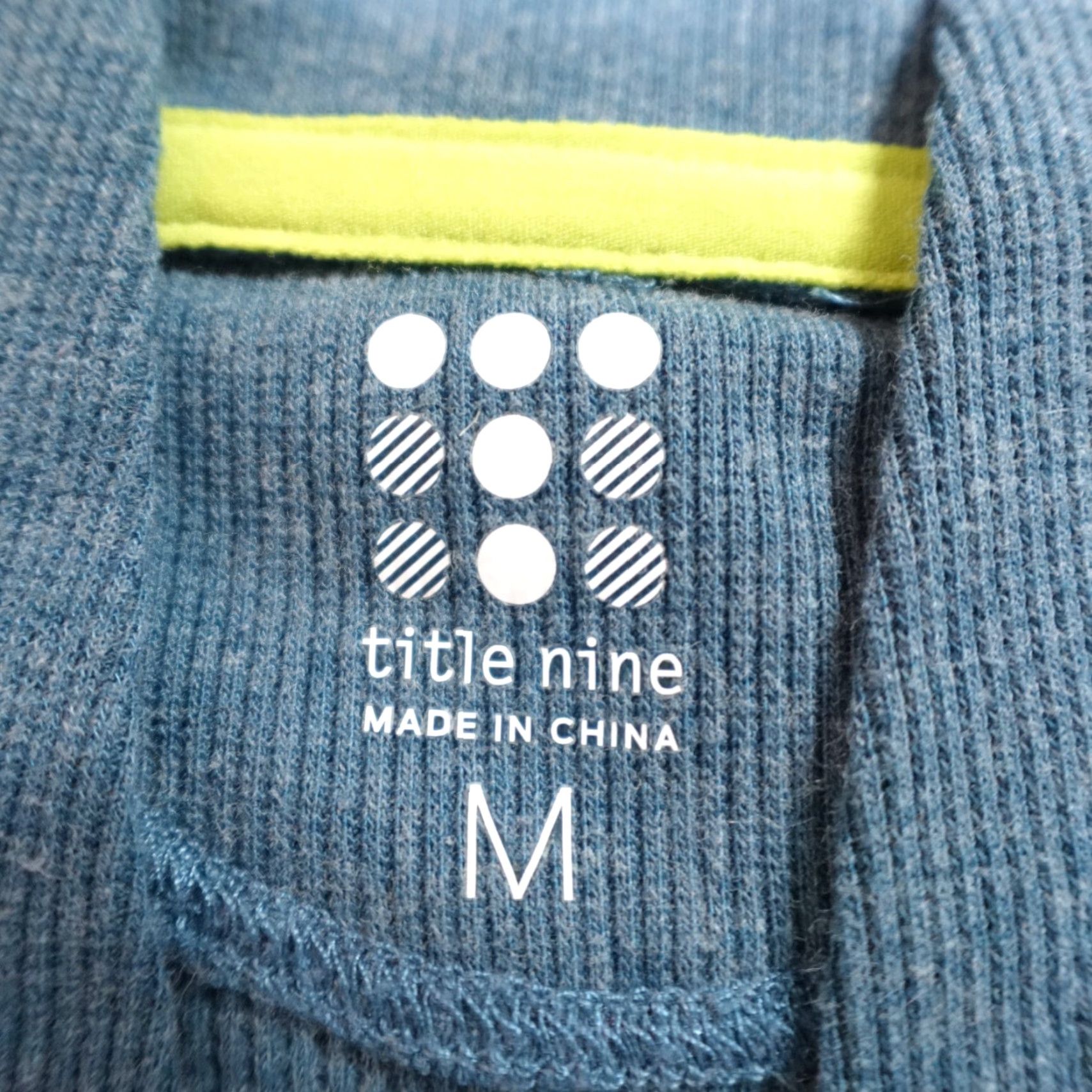 Vintage Title Nine Womens Sweater Medium Blue Ribbed Thermal Hoodie Size M / US 6-8 / IT 42-44 - 2 Thumbnail