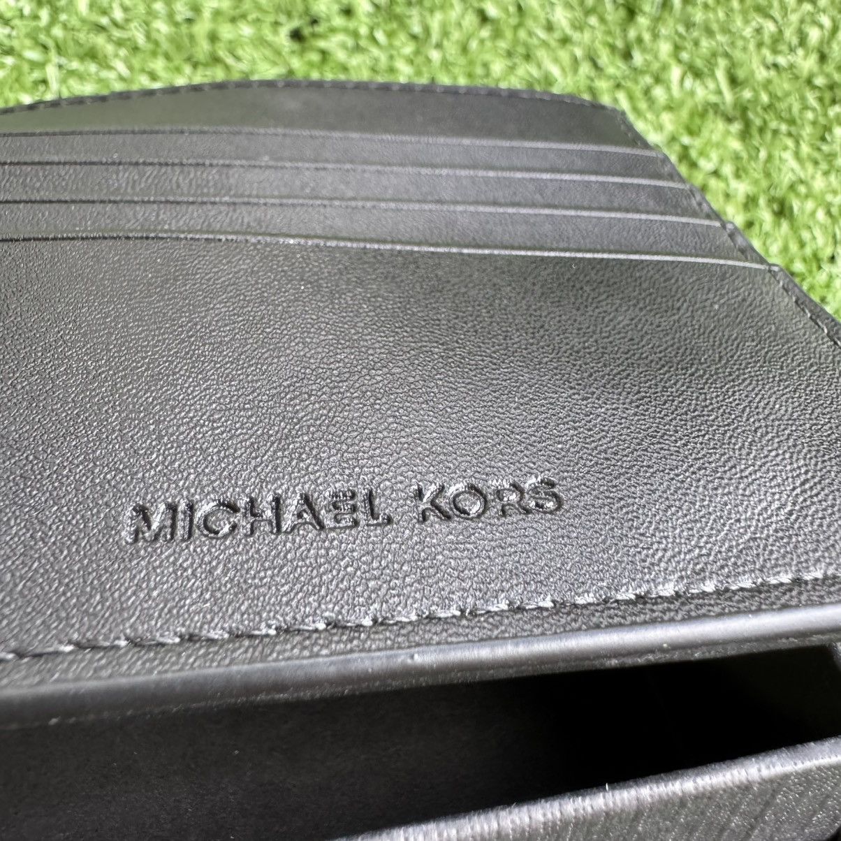 Michael Kors Michael Kors Black Leather Bi-Fold (Billfold) Wallet Size ONE SIZE - 4 Thumbnail