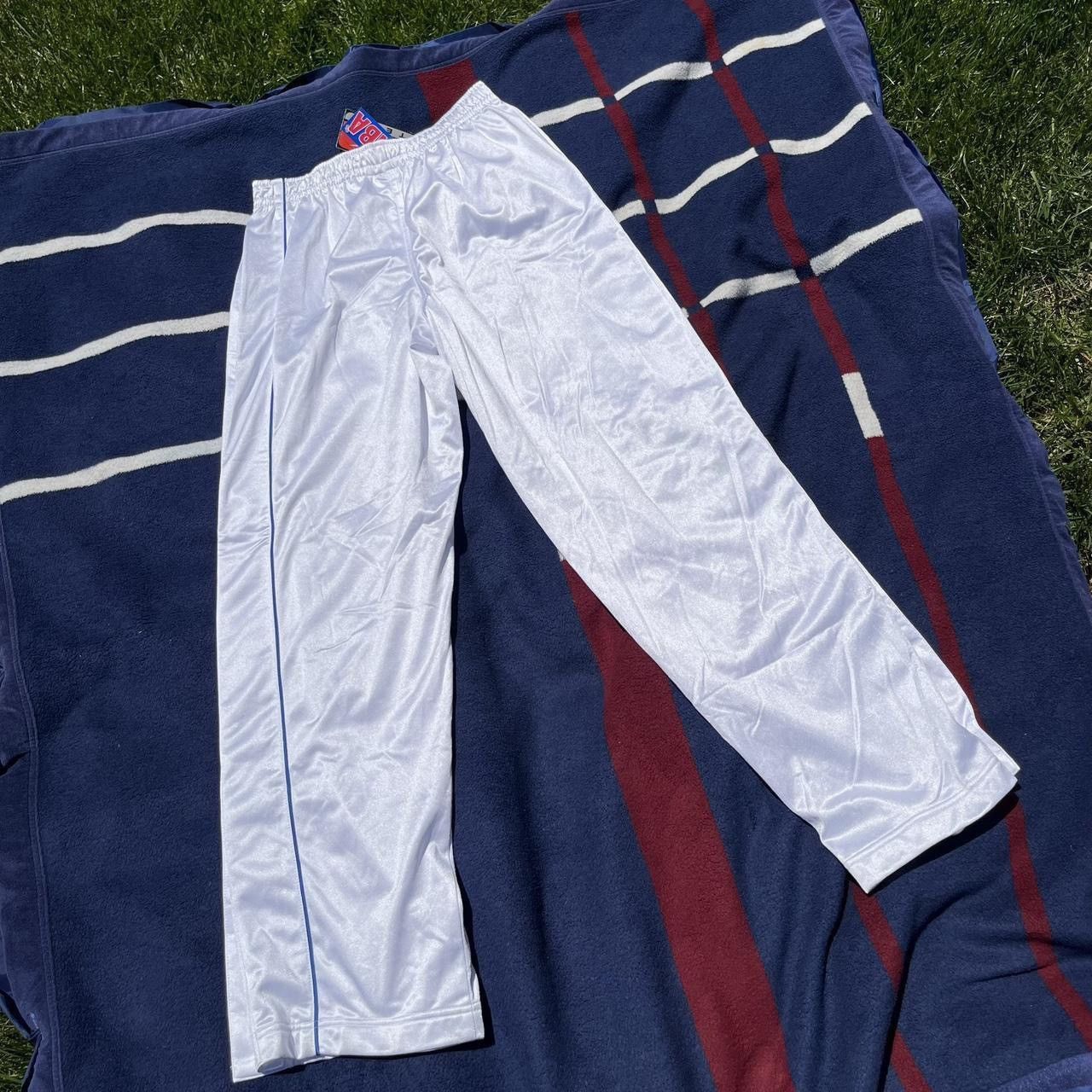 Nike Vintage 90s Nike Detroit Pistons Warm Up tear away Pants Size US 36 / EU 52 - 4 Thumbnail