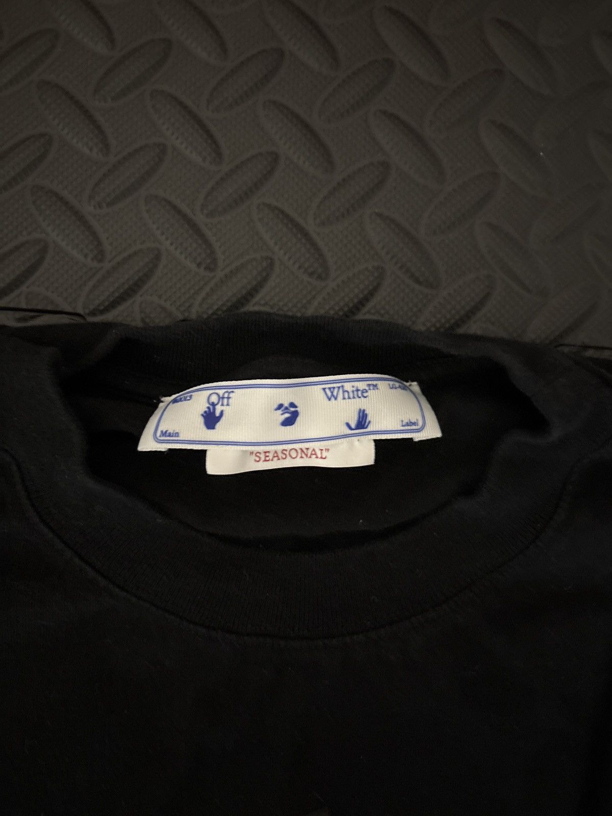 Off-White Off-White Thunder Short-Sleeve Tee Black/Yellow FW22 Medium Size US M / EU 48-50 / 2 - 5 Thumbnail