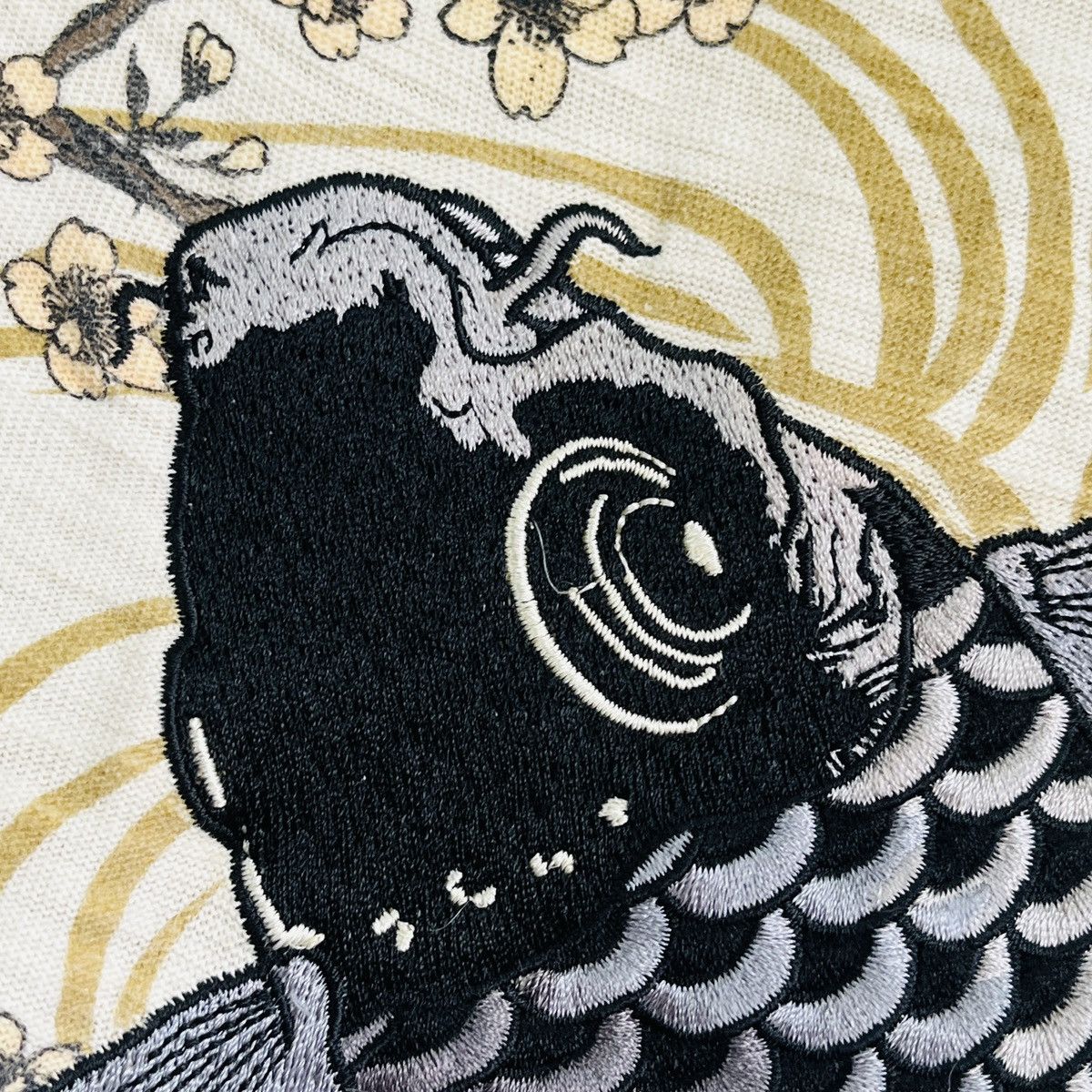 Japanese Brand × Vintage Vintage Kara Kuri Sukajan Embroidered Koi Fish TShirt Japan Size US M / EU 48-50 / 2 - 11 Thumbnail