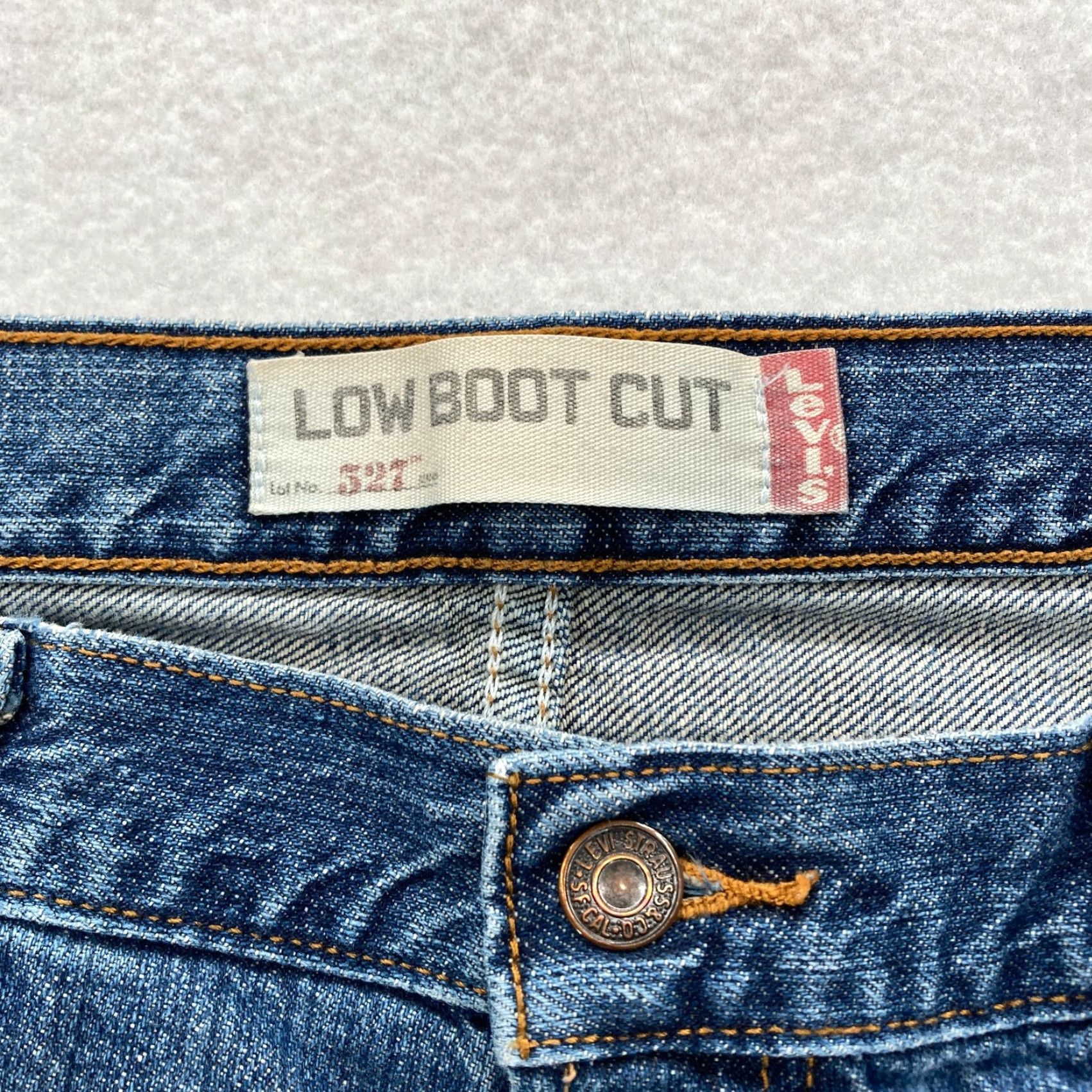 Levi's Levi's 527 Jeans Mens 38x32 Low Rise Bootcut Medium Wash Blue Denim Grunge Y2K Size US 38 / EU 54 - 4 Thumbnail
