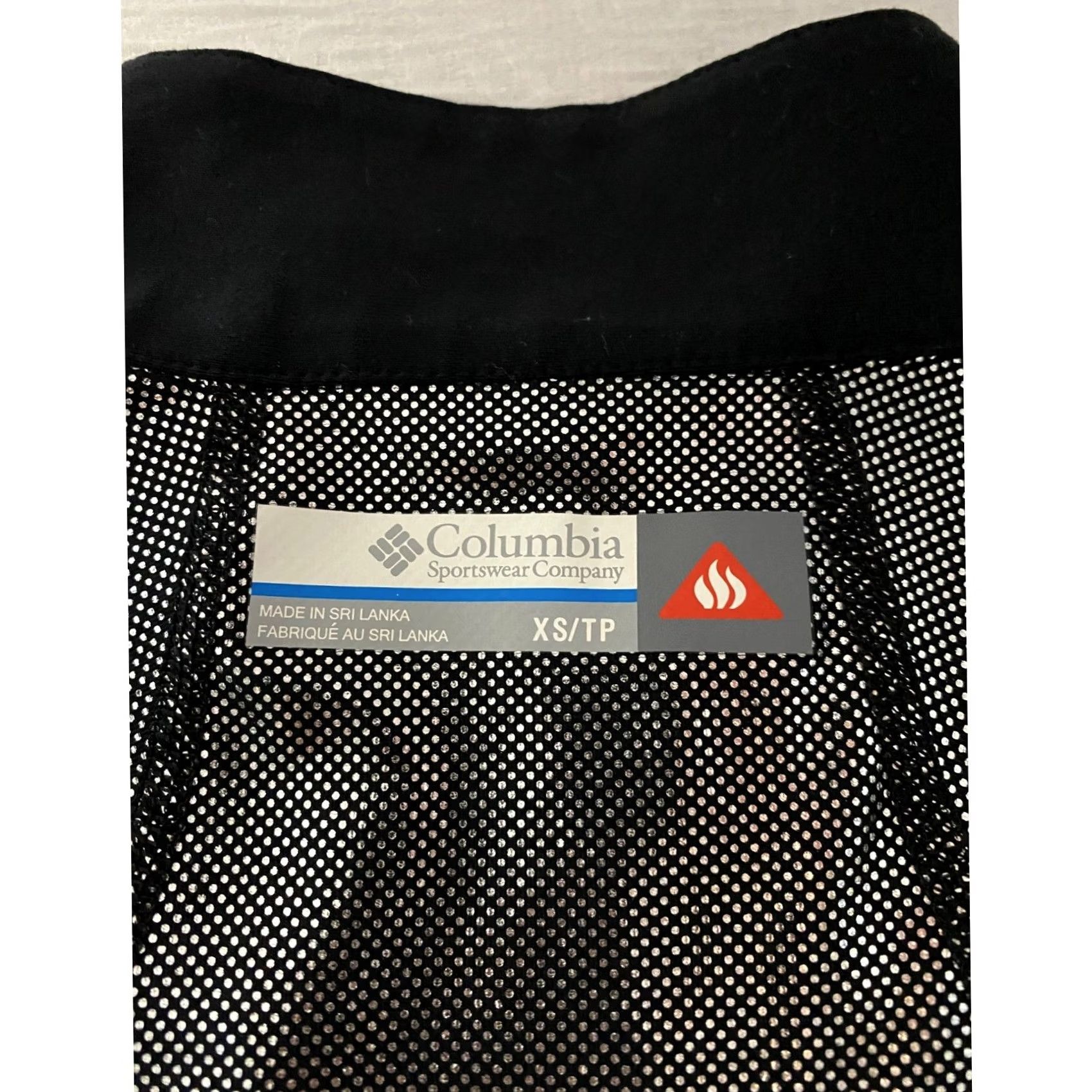Layer 8 Columbia Womens XS Black Omni-Heat Thermal Base Layer Pullover Top Size XS / US 0-2 / IT 36-38 - 5 Thumbnail