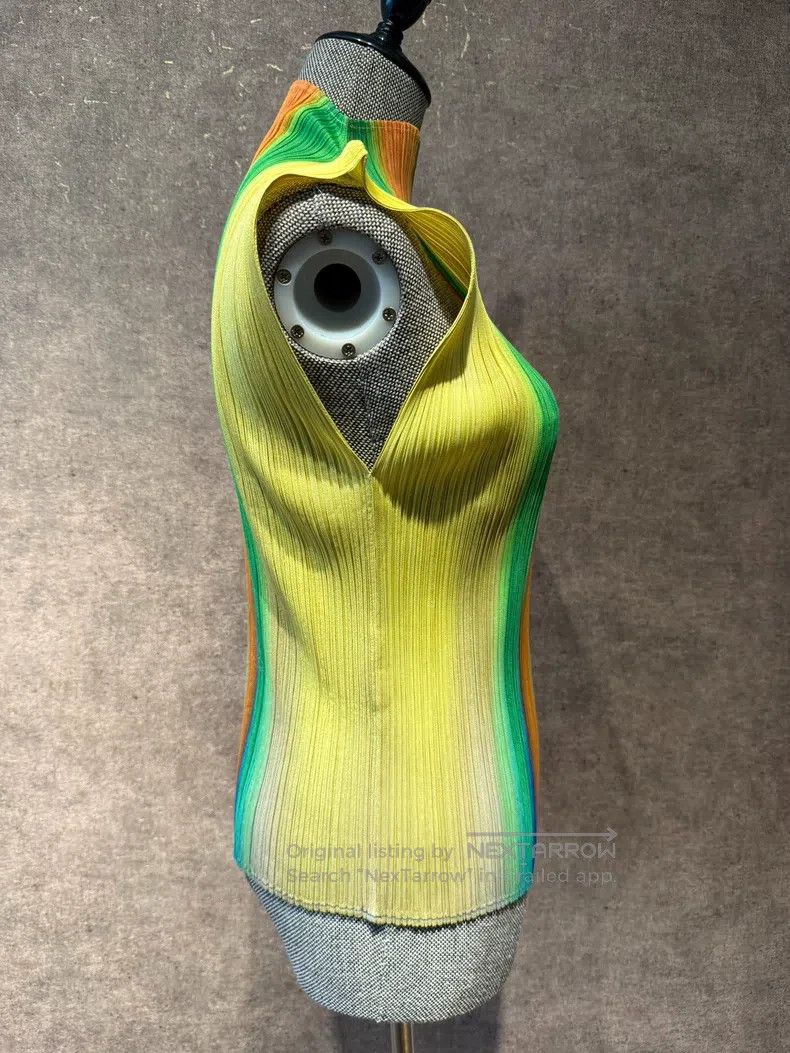 Issey Miyake Issey Miyake Aurora Sleeveless Top Size L / US 10 / IT 46 - 4 Thumbnail