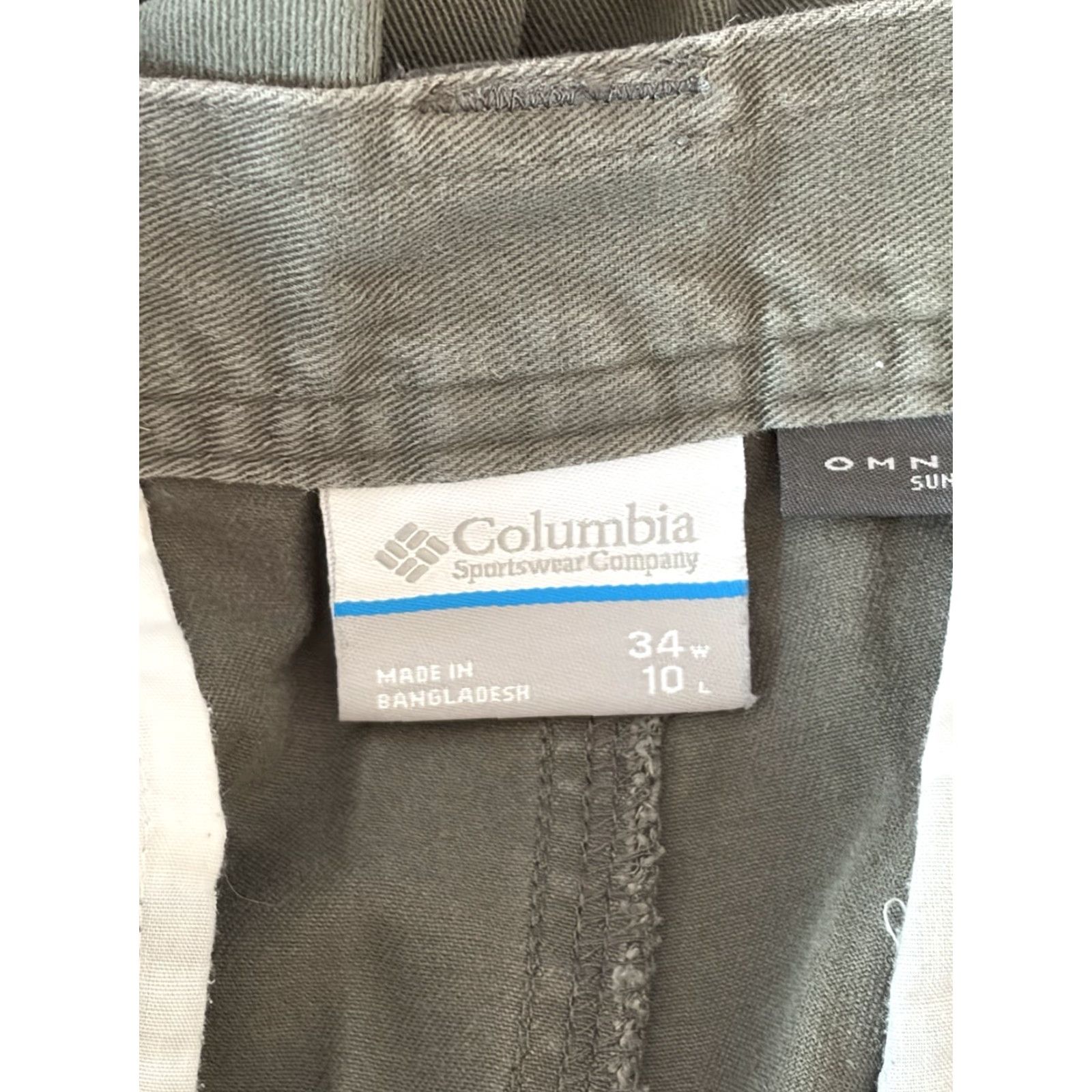 Olive Columbia Cargo Shorts Mens Olive Green 34 Waist 10" Inseam Zip Closure Casual Outdoor Pocket Cargo Pockets Cotton Size US 34 / EU 50 - 3 Thumbnail