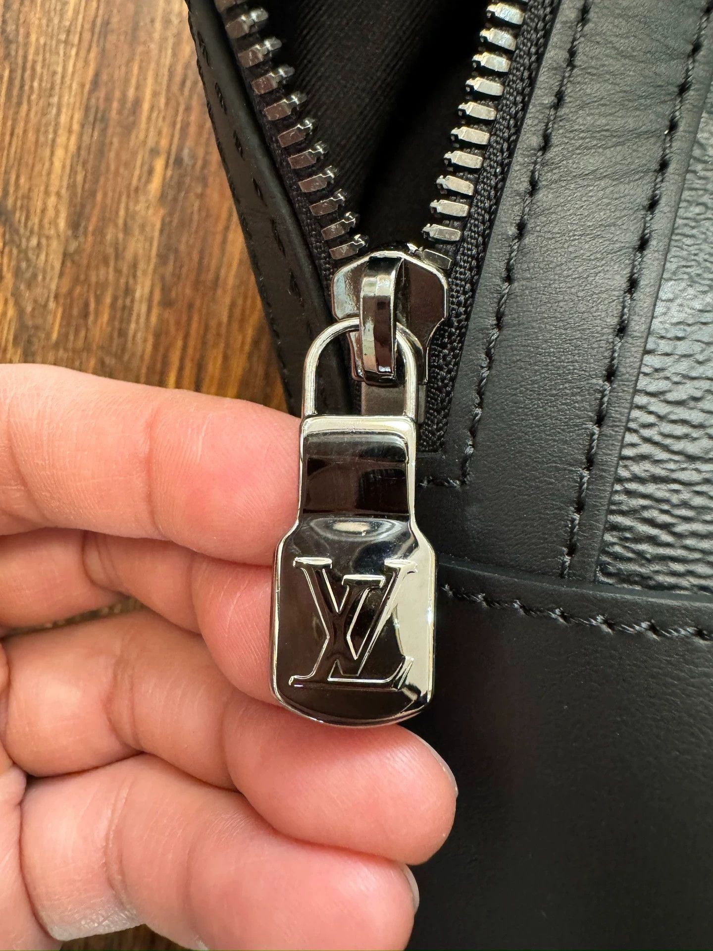 Louis Vuitton LV Discovery MM Backpack New with Tags & Dust Bag Size ONE SIZE - 4 Thumbnail