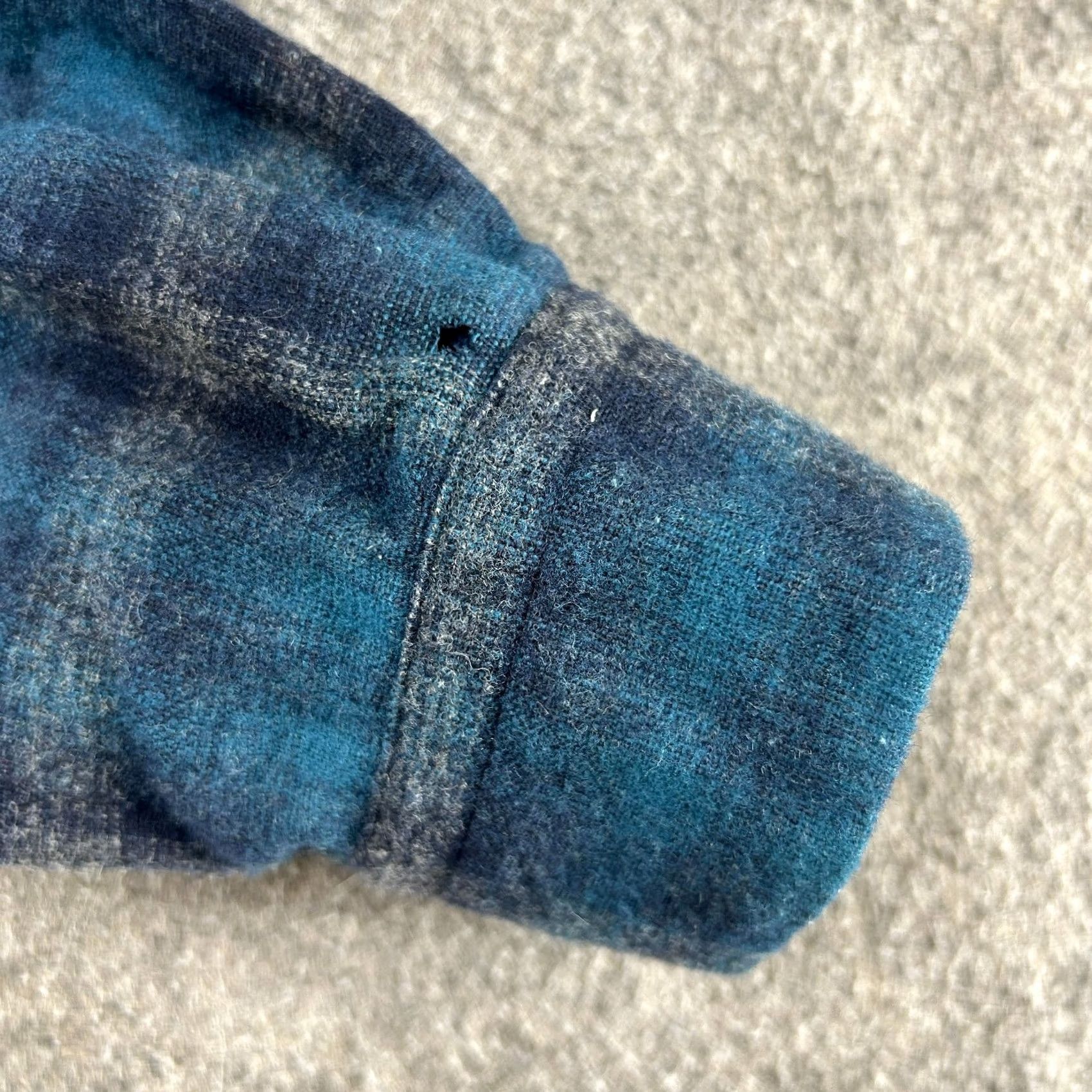 Pendleton VINTAGE Pendleton Shirt Mens XL Blue Black Loop Collar Wool Flannel Shadow Plaid Size US XL / EU 56 / 4 - 7 Thumbnail