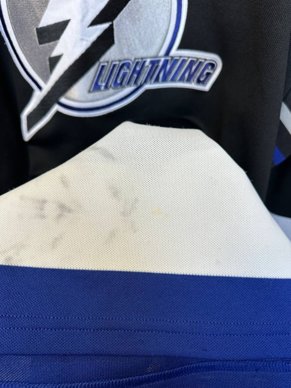 Ccm Vintage CCM NHL Tampa Bay Lightning Jersey Made in Canada Size US XL / EU 56 / 4 - 11 Thumbnail