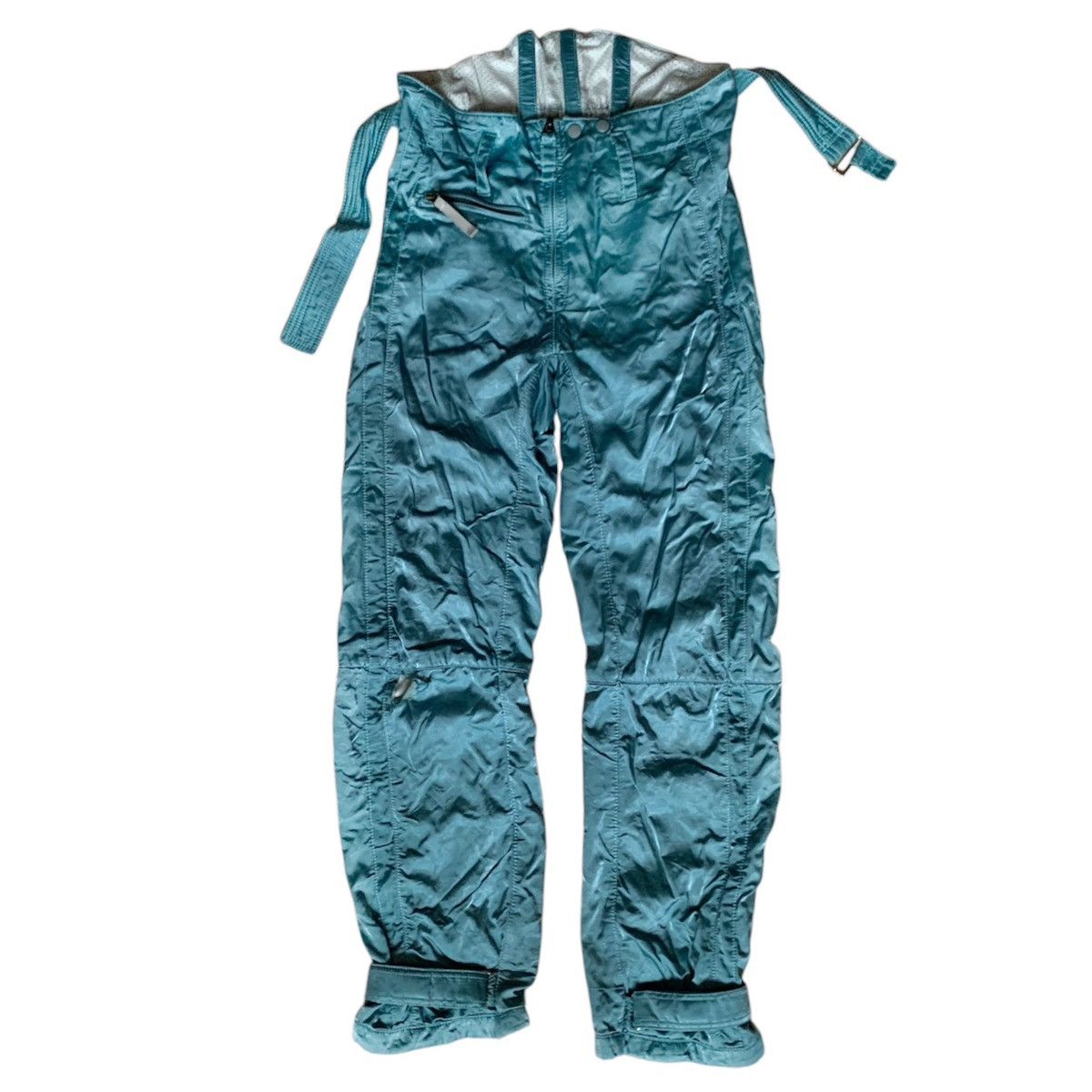 🧿SHIMMERED NYLON ASTRONAUT SKI PANTS IN LIGHT BLUE