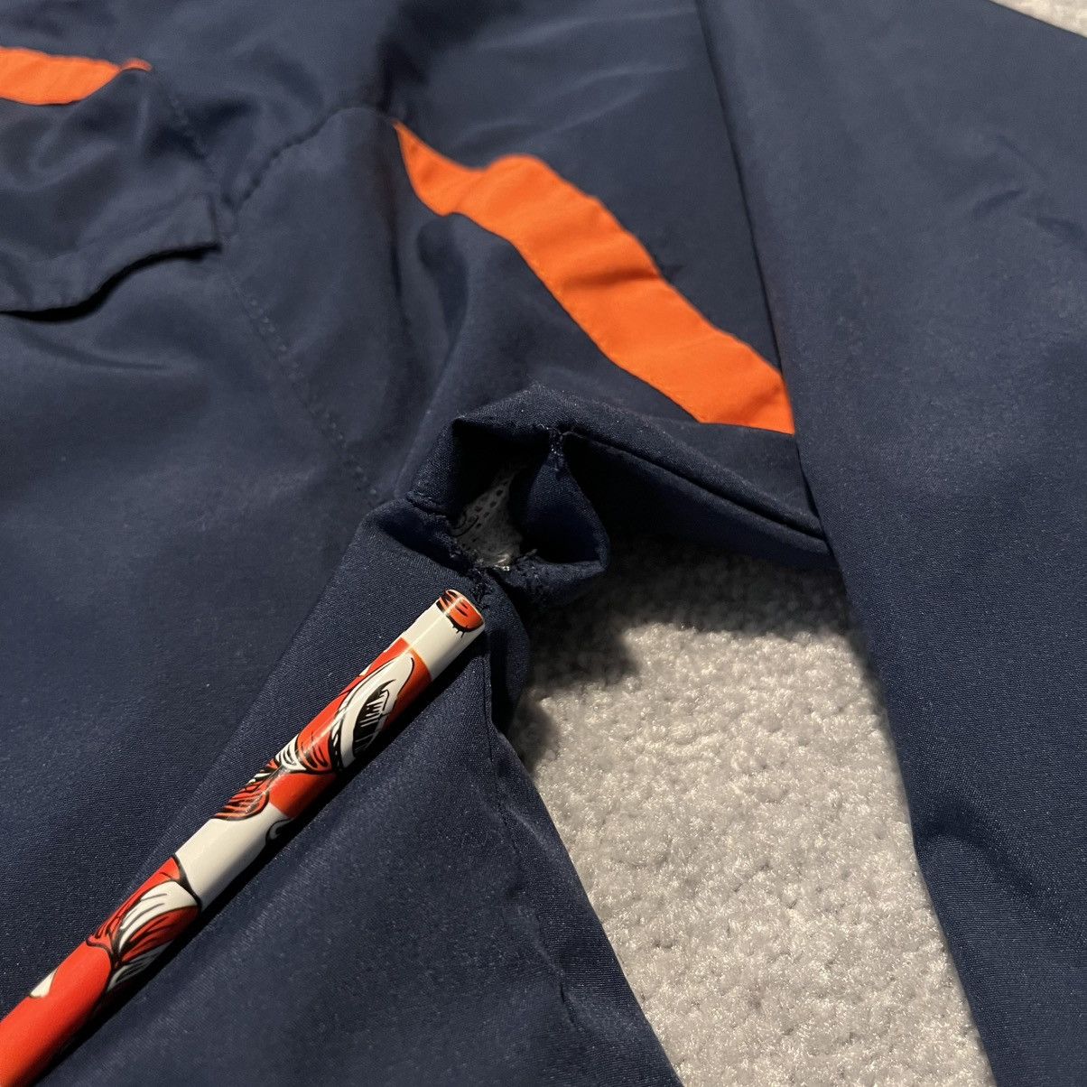 Nike Vintage Nike Auburn University Windbreaker Zip Hooded Jacket Size US M / EU 48-50 / 2 - 9 Thumbnail
