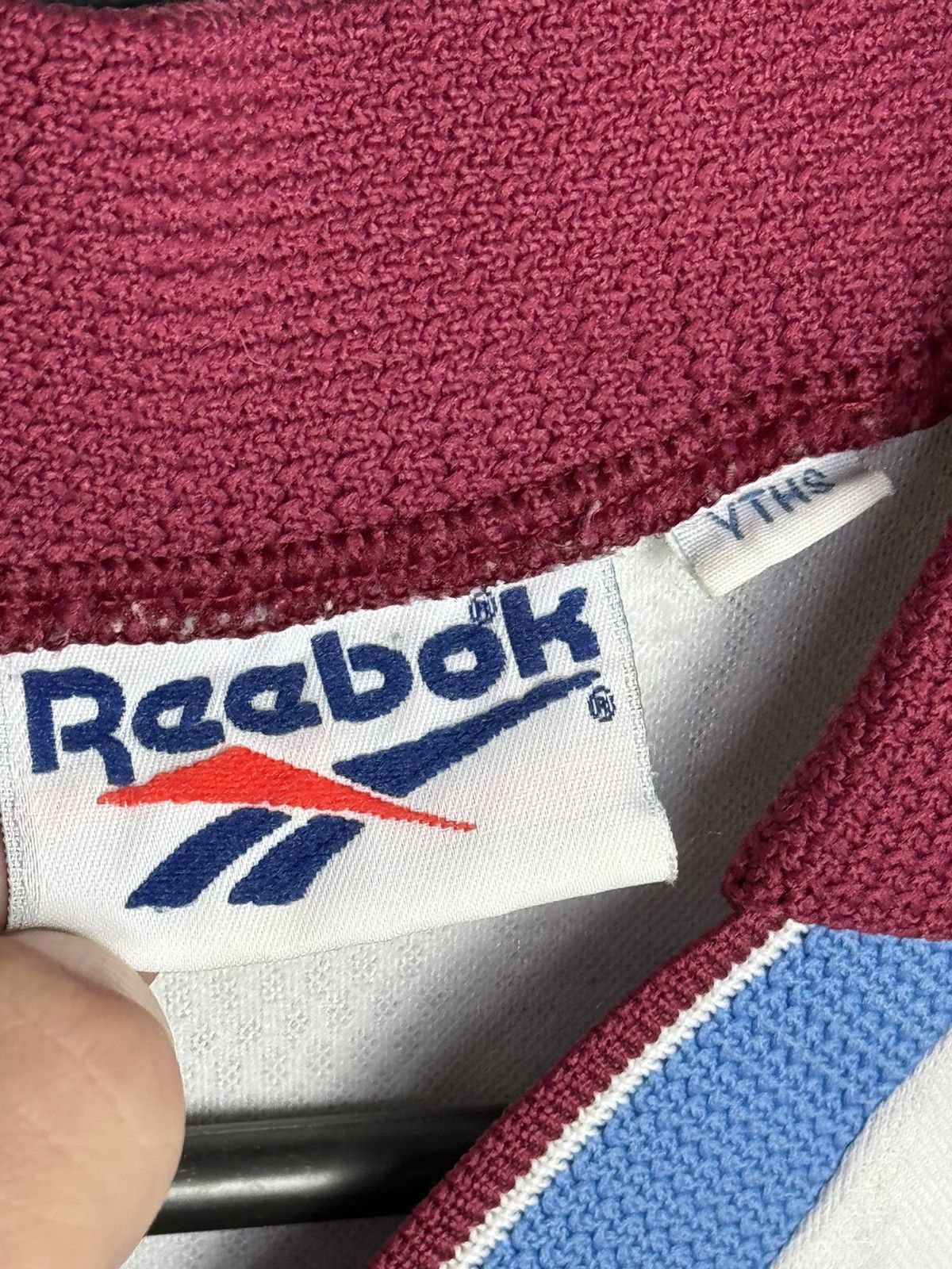 Reebok KIDS Aston Villa 96/98 Away Football Jersey Size US XS / EU 42 / 0 - 19 Thumbnail