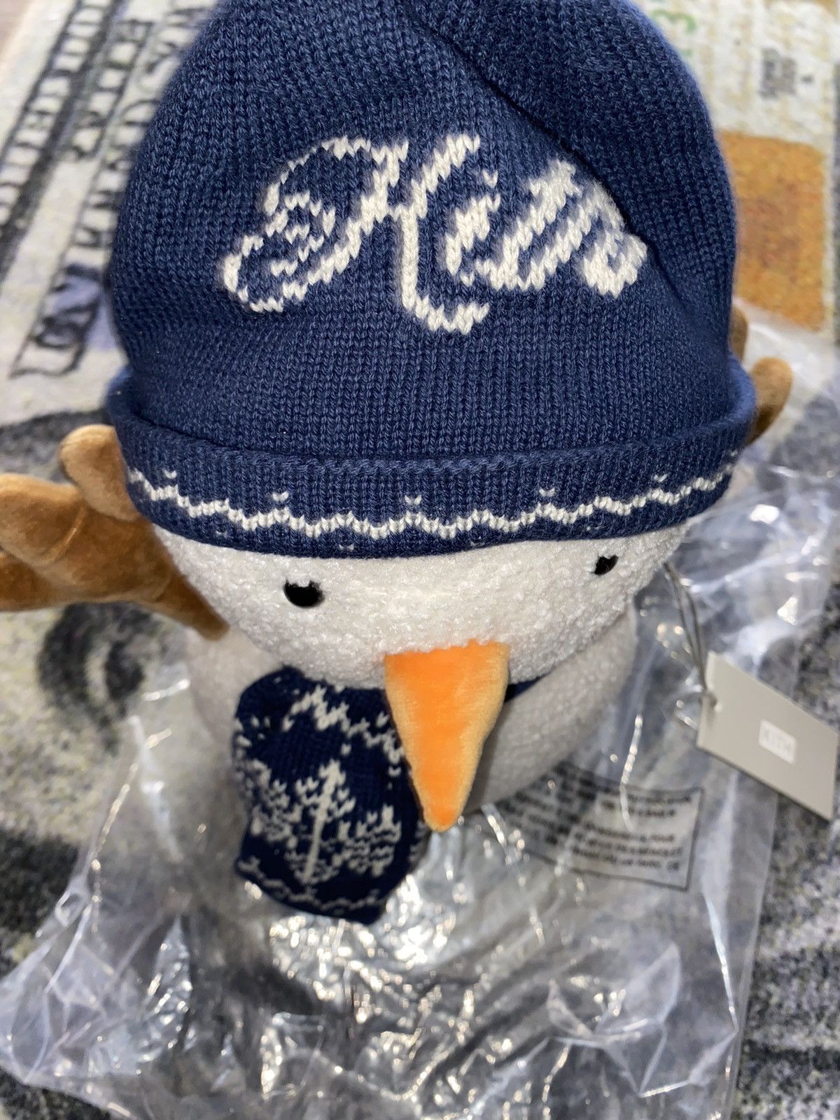 Kith Kith Kithmas Snowman Just Us Plush Size ONE SIZE - 2 Thumbnail