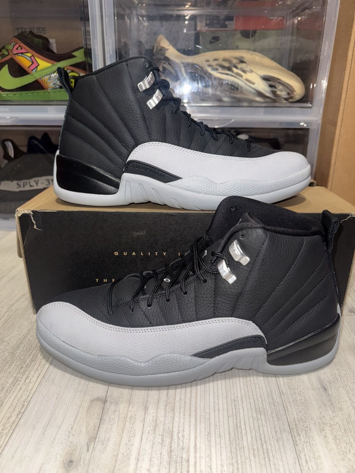 Jordan Brand Air Jordan 12 Retro Barons 2024 Size US 10.5 / EU 43-44 - 2 Thumbnail