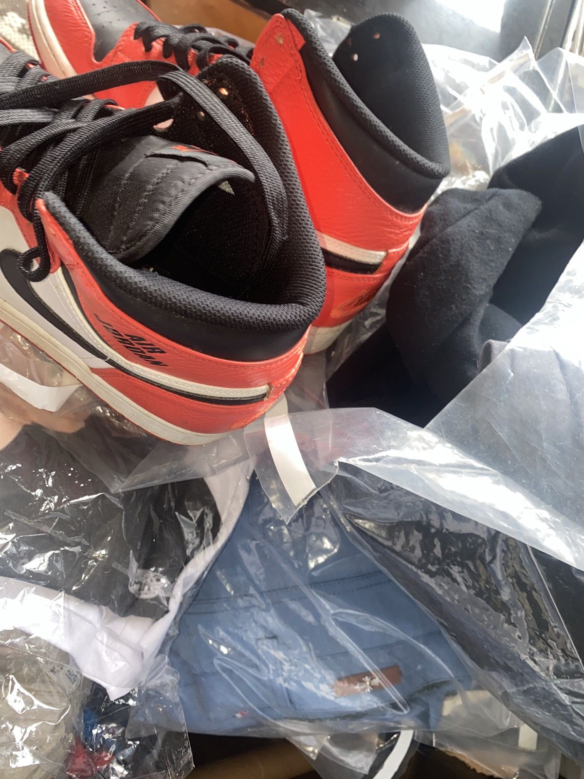 Nike Size 9.5 Jordan 1 Rare Air Orange used Size US 9.5 / EU 42-43 - 4 Thumbnail