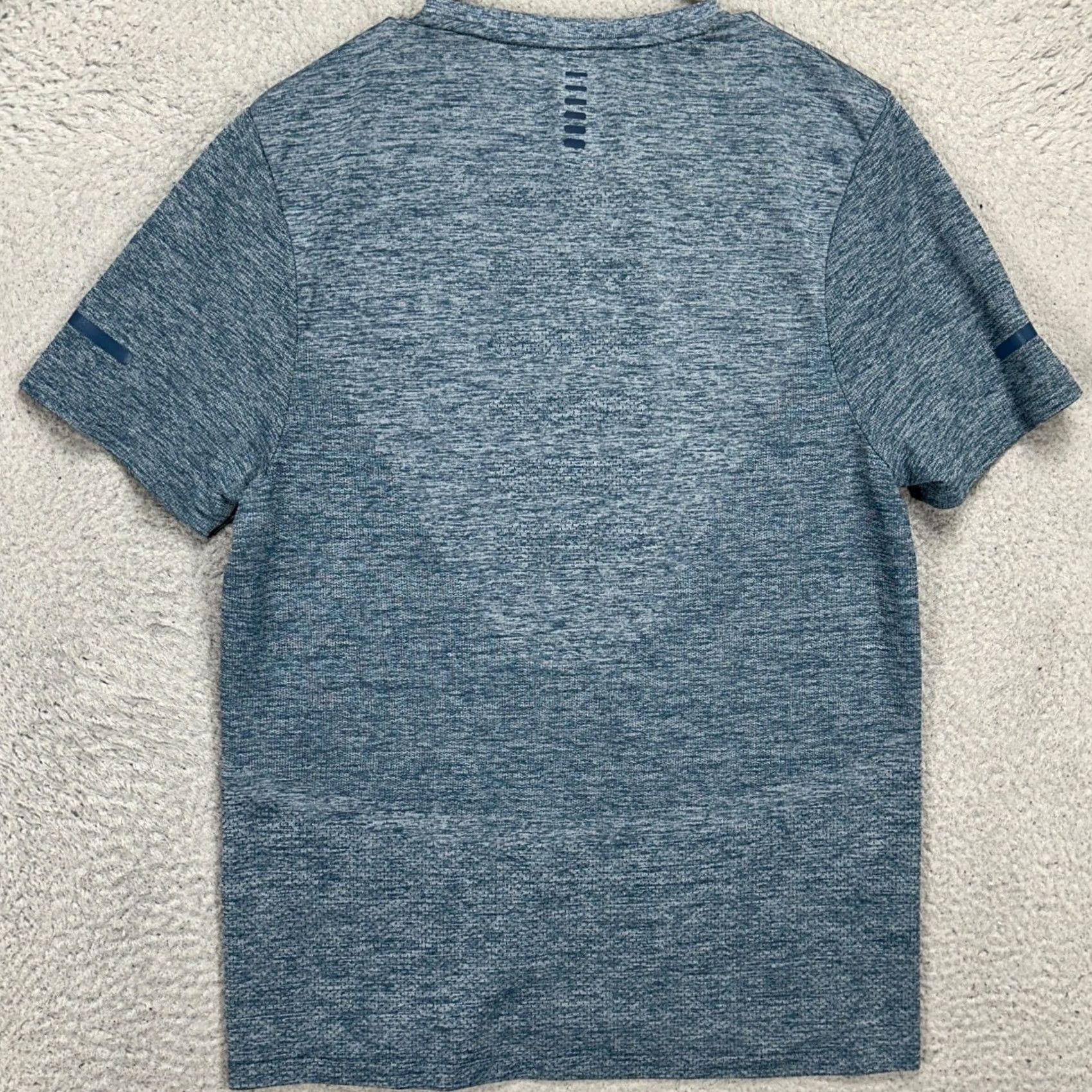 Under Armour Under Armour Run Adult Mens T-Shirt Medium Blue Fitted Short Sleeve Tee Size US M / EU 48-50 / 2 - 3 Thumbnail
