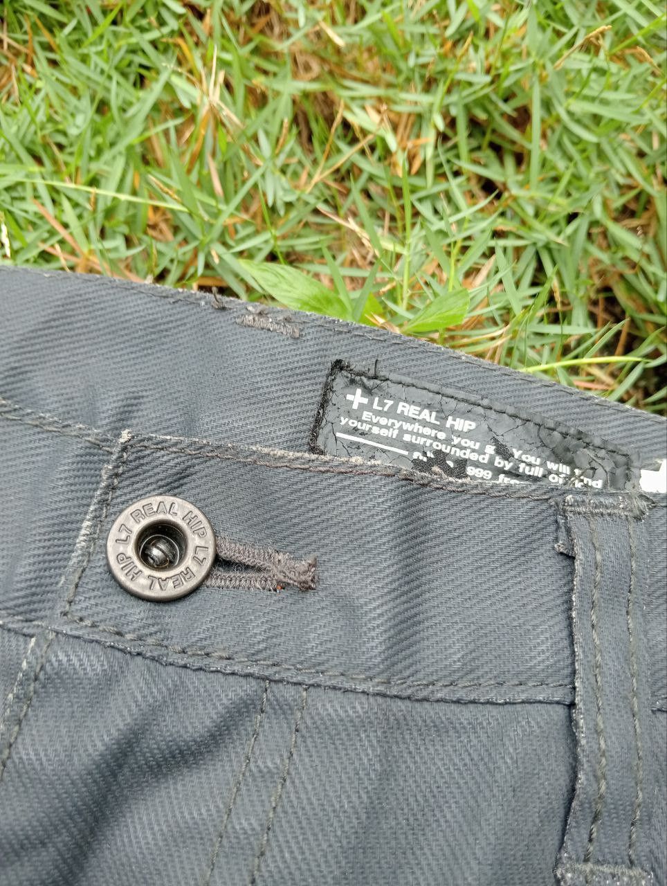 L7 Real Hip Vintage L7 Real Hip Wax Cargo Pants Size US 31 - 6 Thumbnail